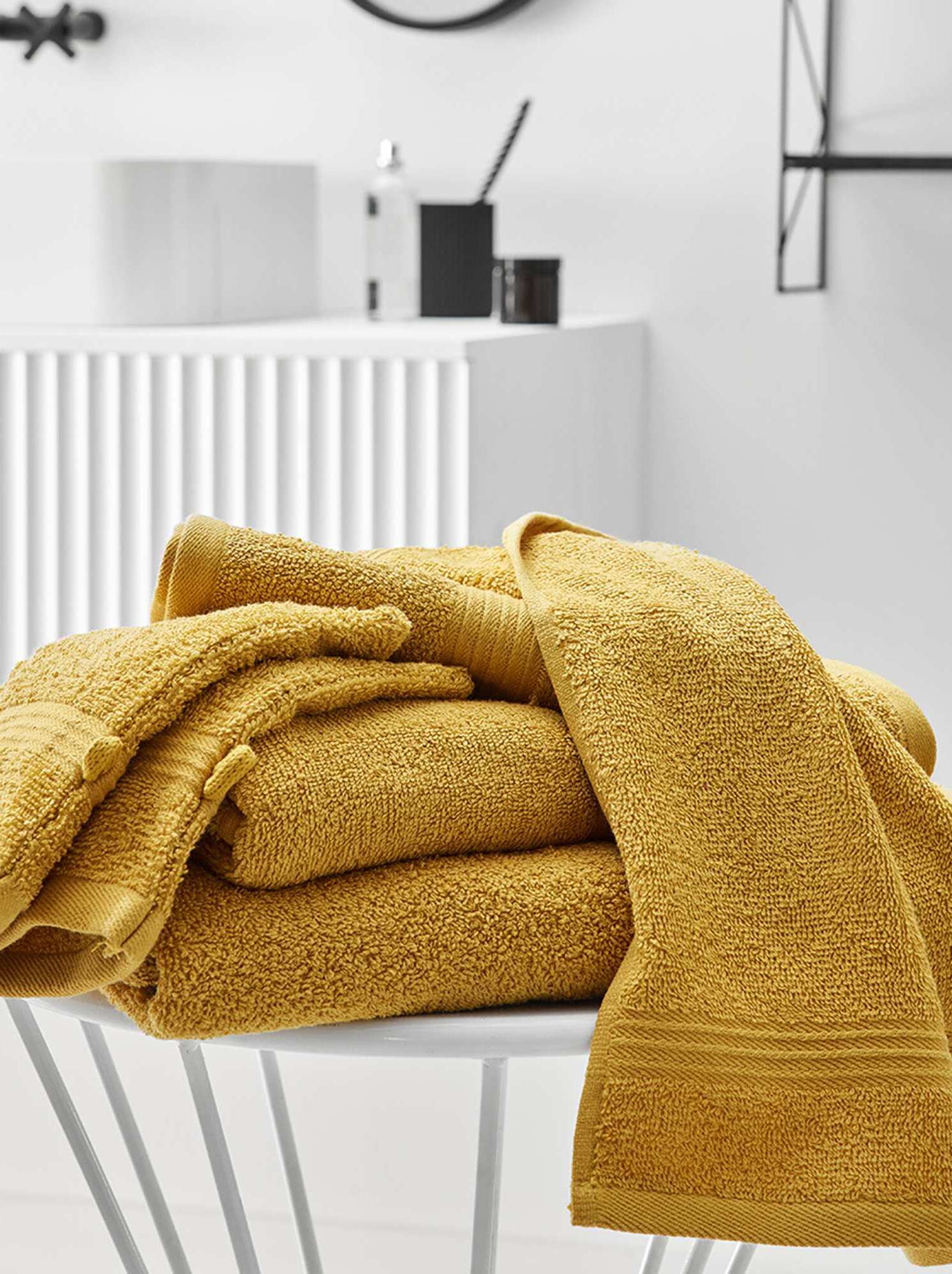 Serviette de bain 50 x 90 cm - jaune moutarde