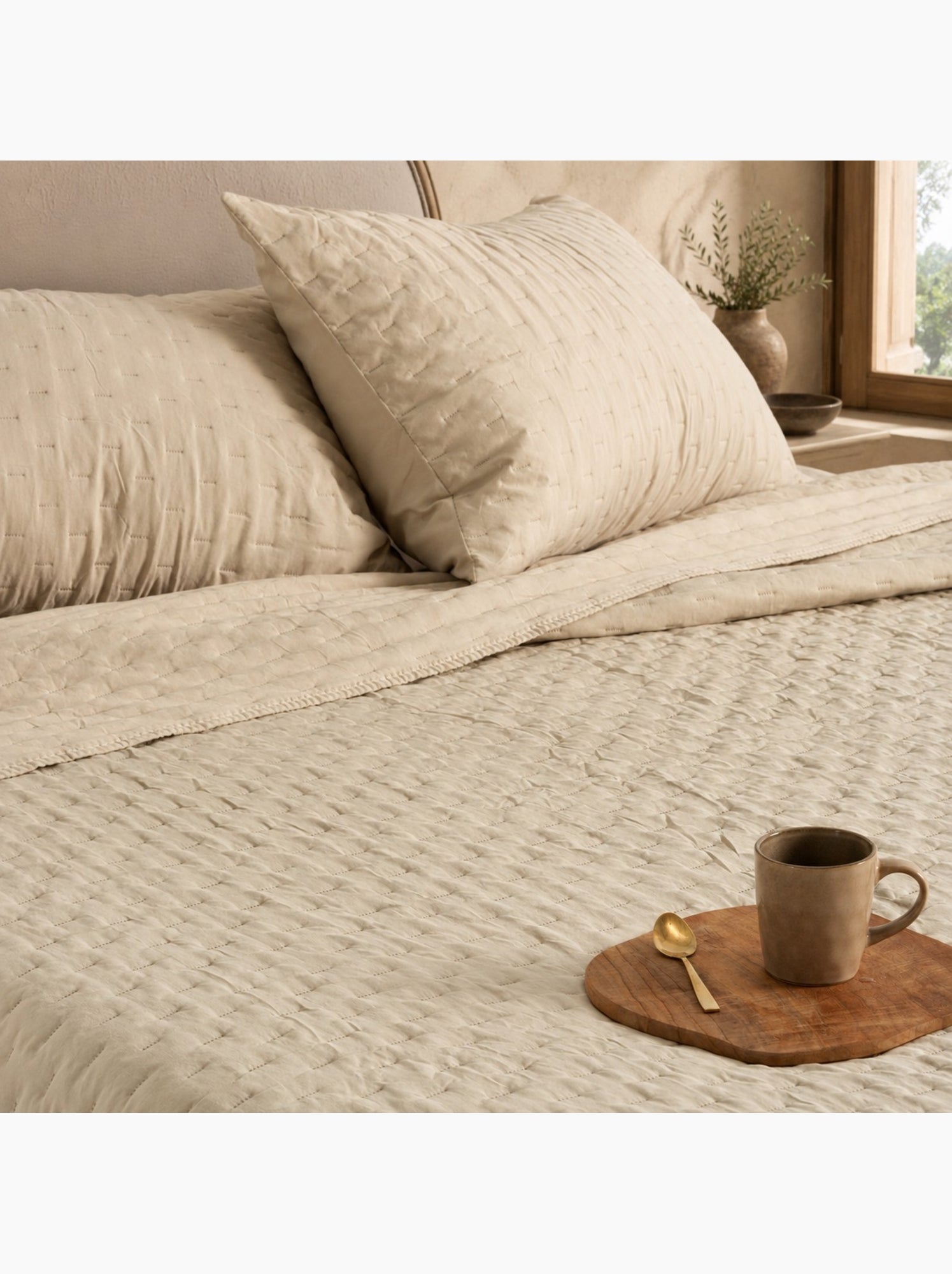 Set couvre-lit uni matelassé avec taie d’oreiller - Beige