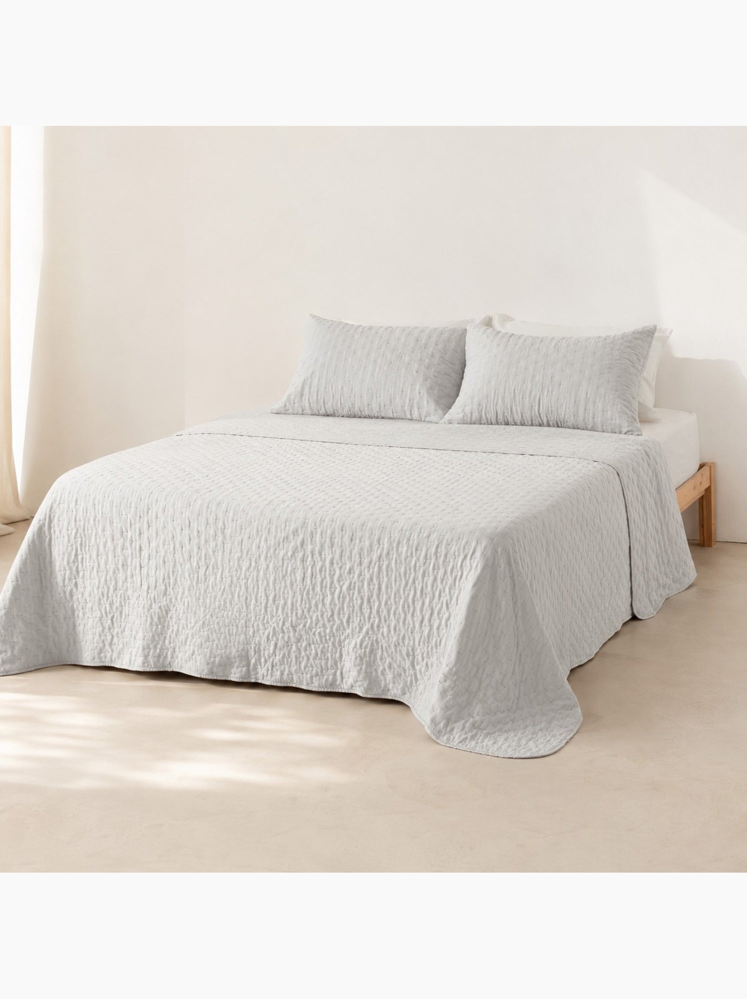 Set couvre-lit uni matelassé avec taie d’oreiller - Gris clair