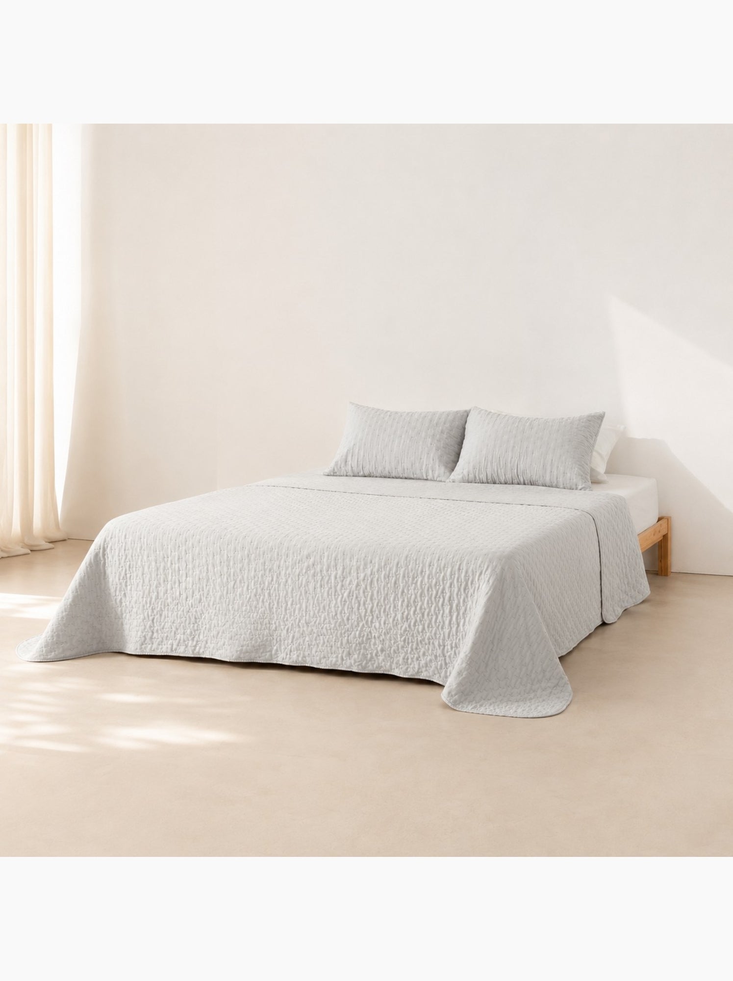 Set couvre-lit uni matelassé avec taie d’oreiller - Gris clair