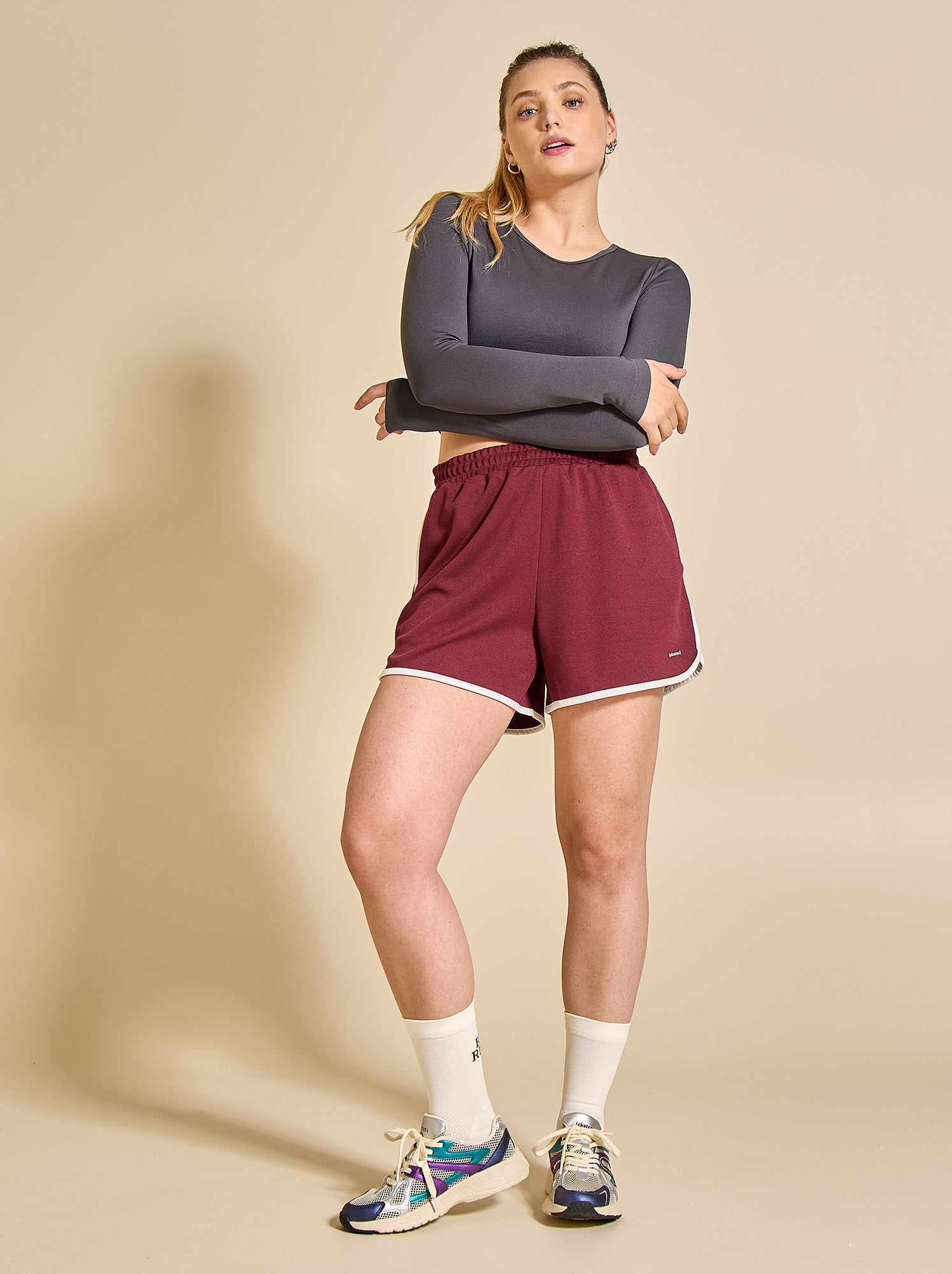Short à bords contrastés - (ekstract) - Bordeaux