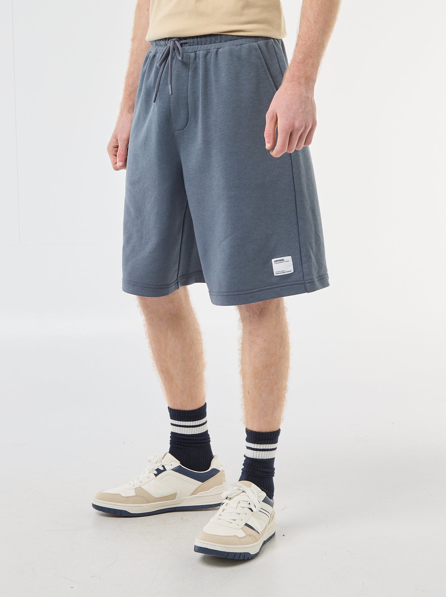 Short avec patch en coton uni - Gris
