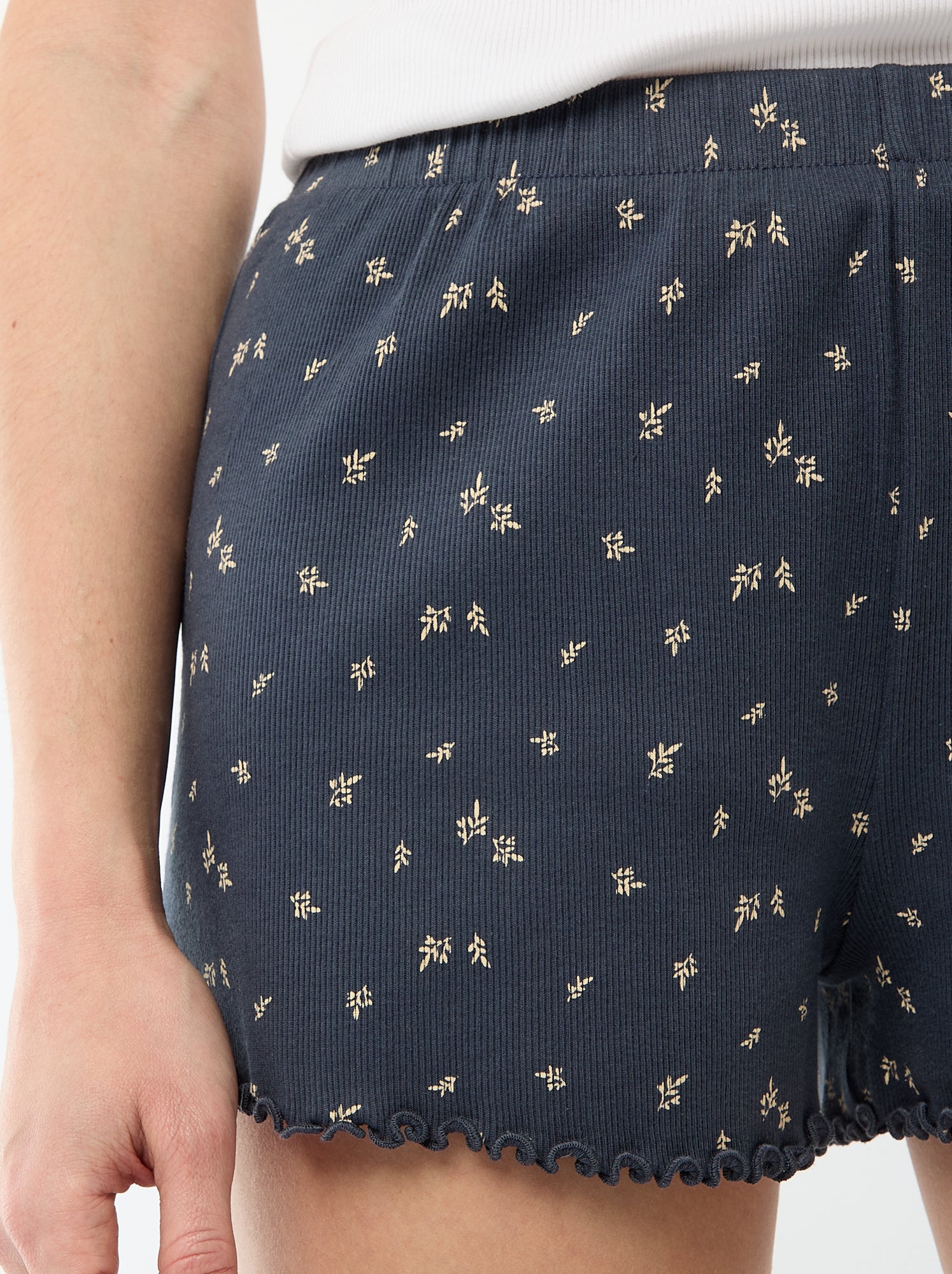 Short court de pyjama 'fleurs' all-over en coton - Bleu