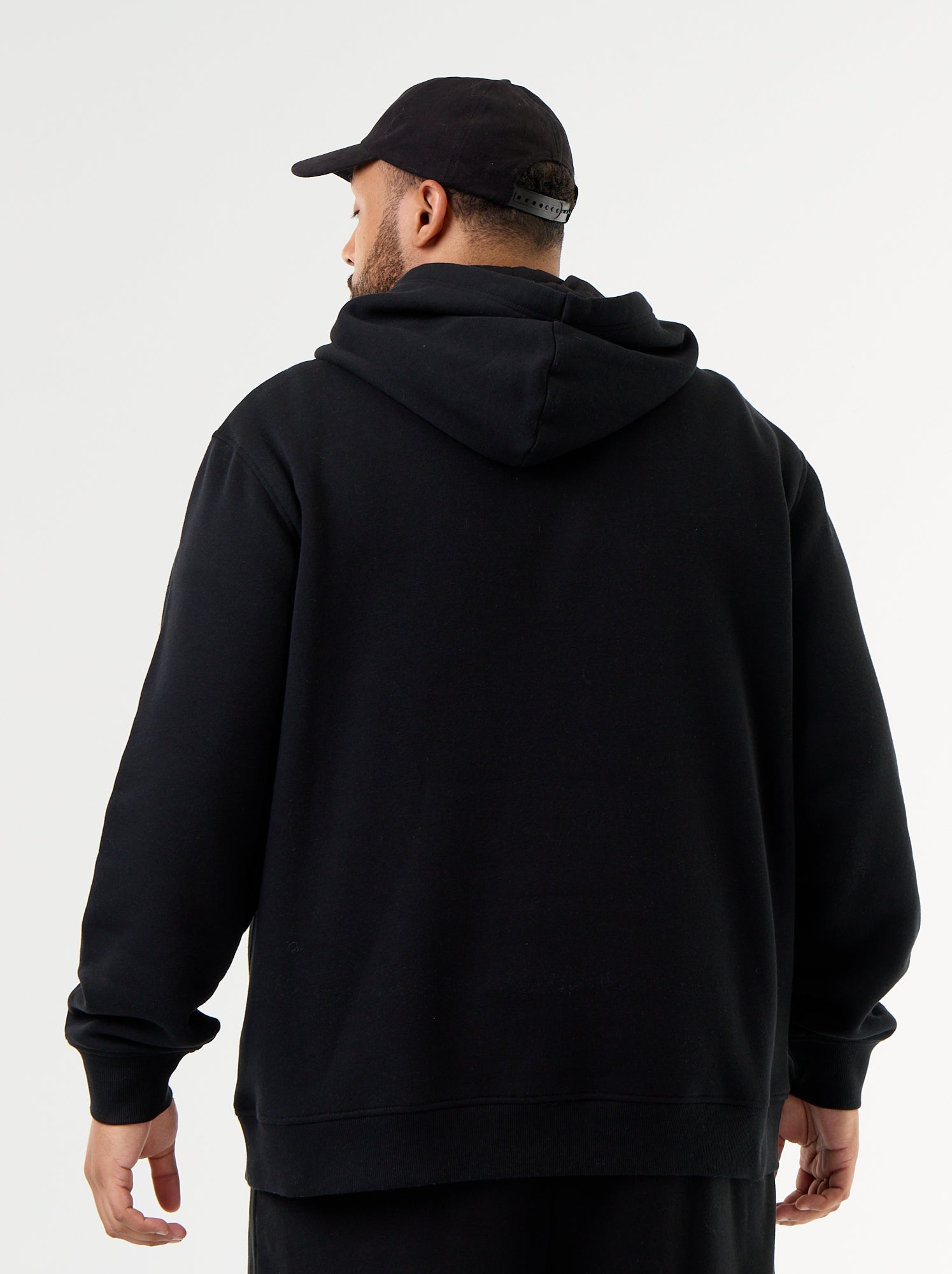 Sweat à capuche et poche kangourou - Noir