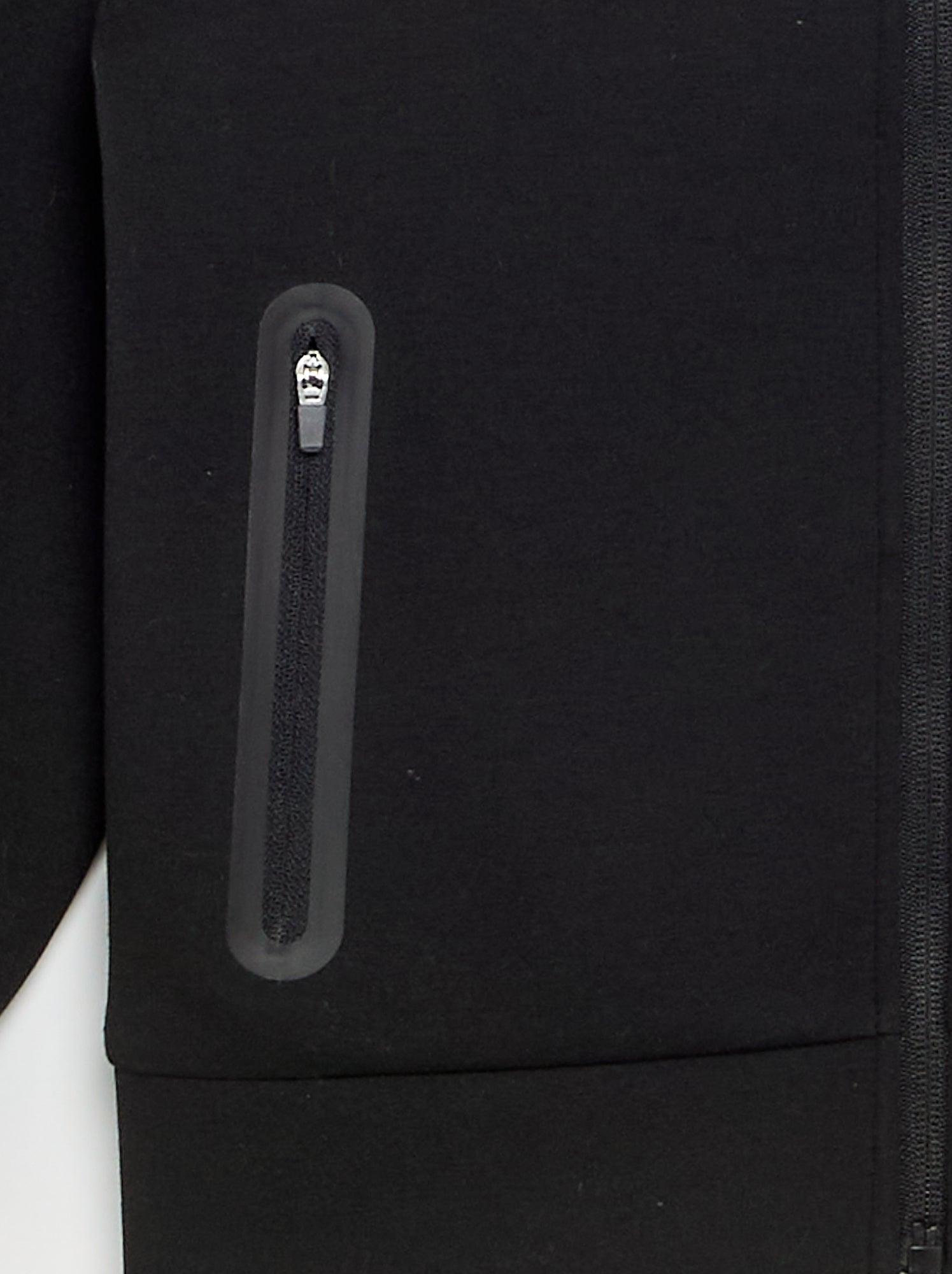 Sweat à capuche zippé avec 2 poches zippées - Noir