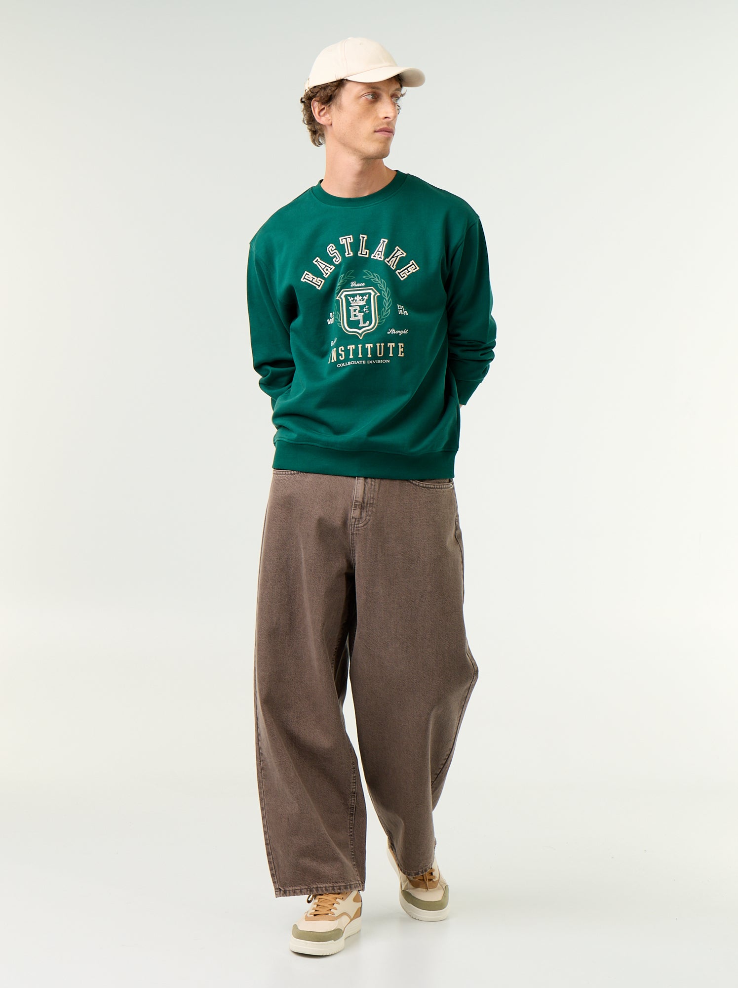 Sweat esprit sportswear avec inscriptions brodées - Vert