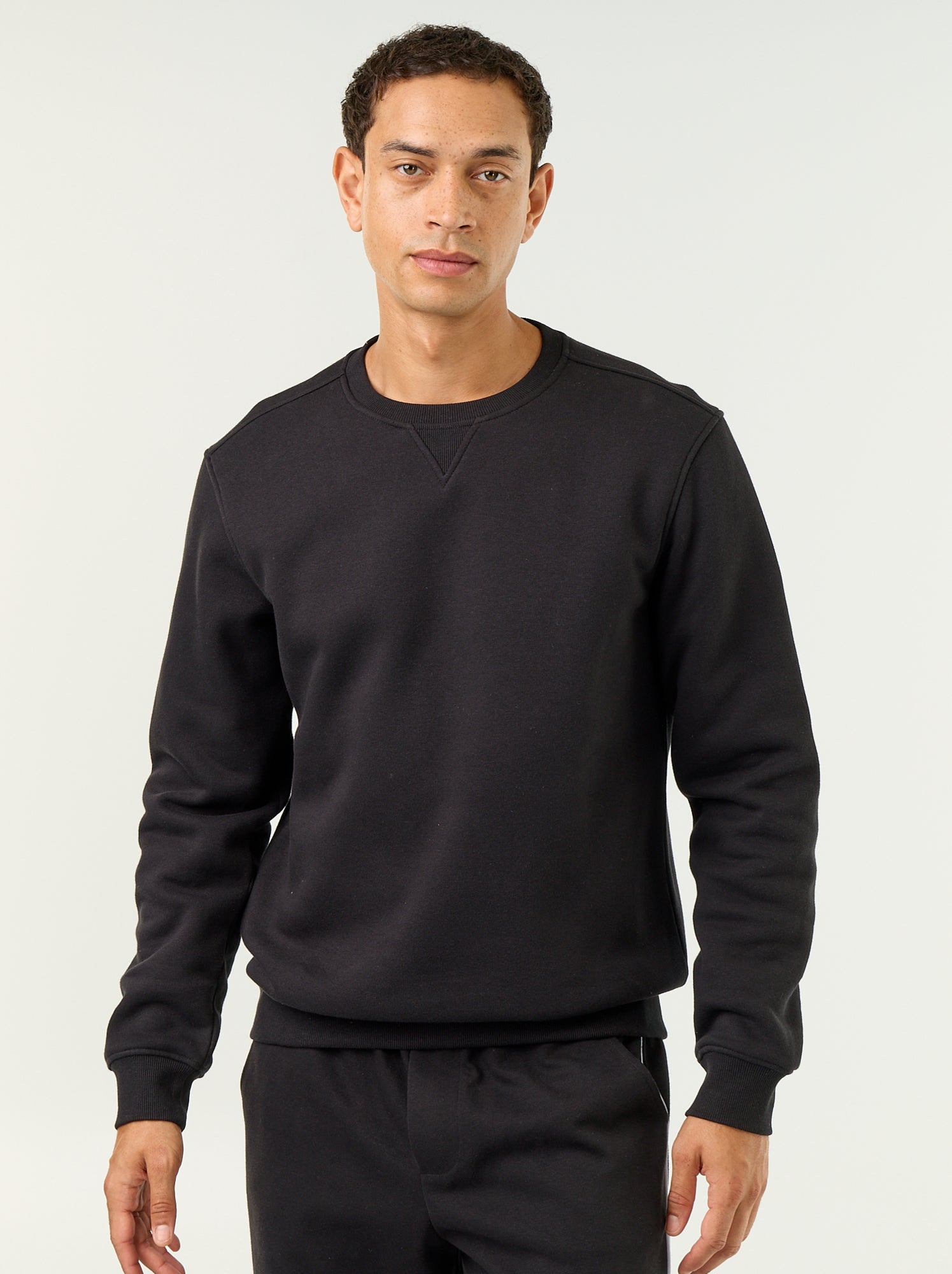 Sweat uni en molleton gratté - Noir