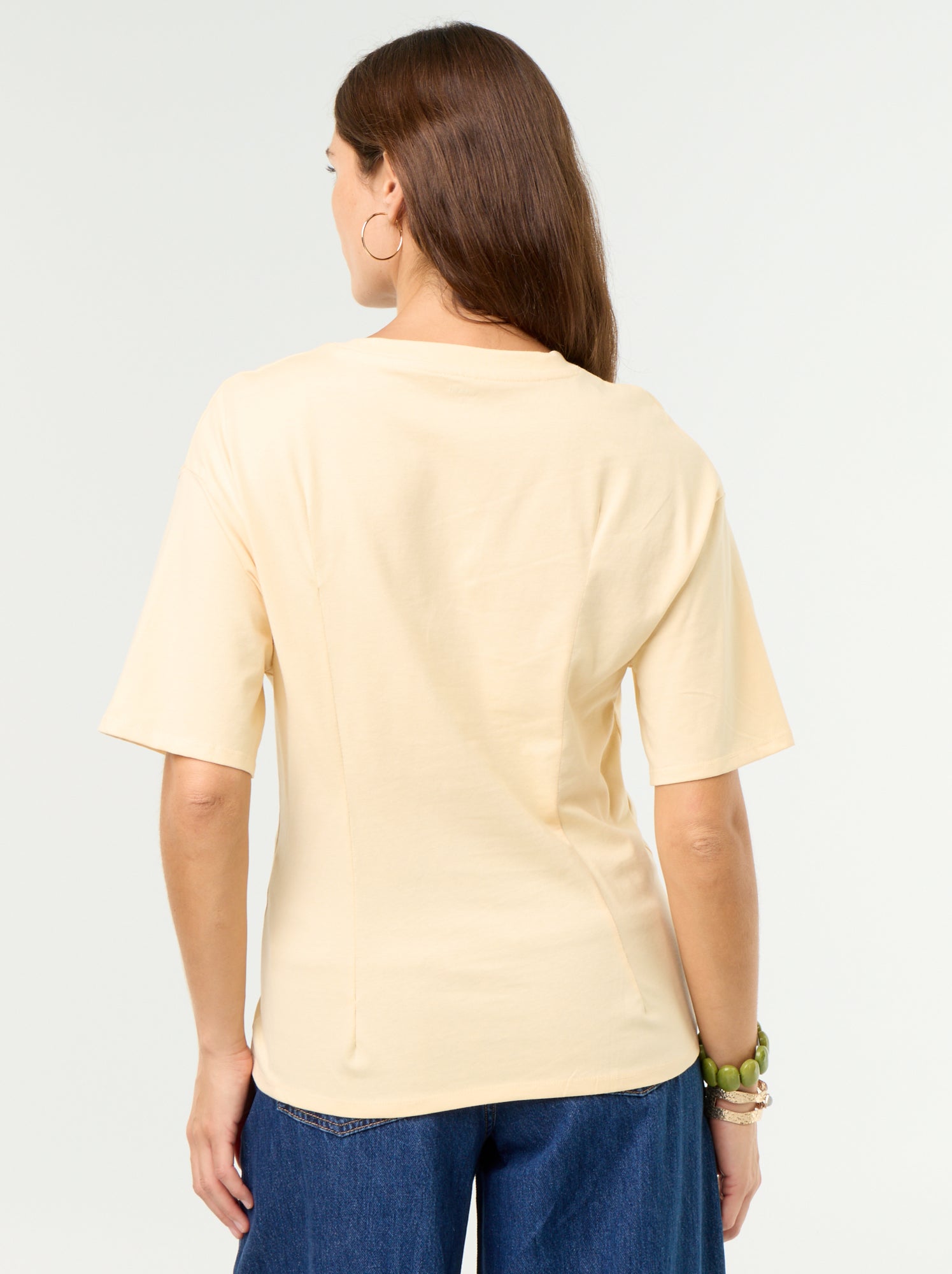 T-shirt à manches courtes avec bijou coquillage - Beige