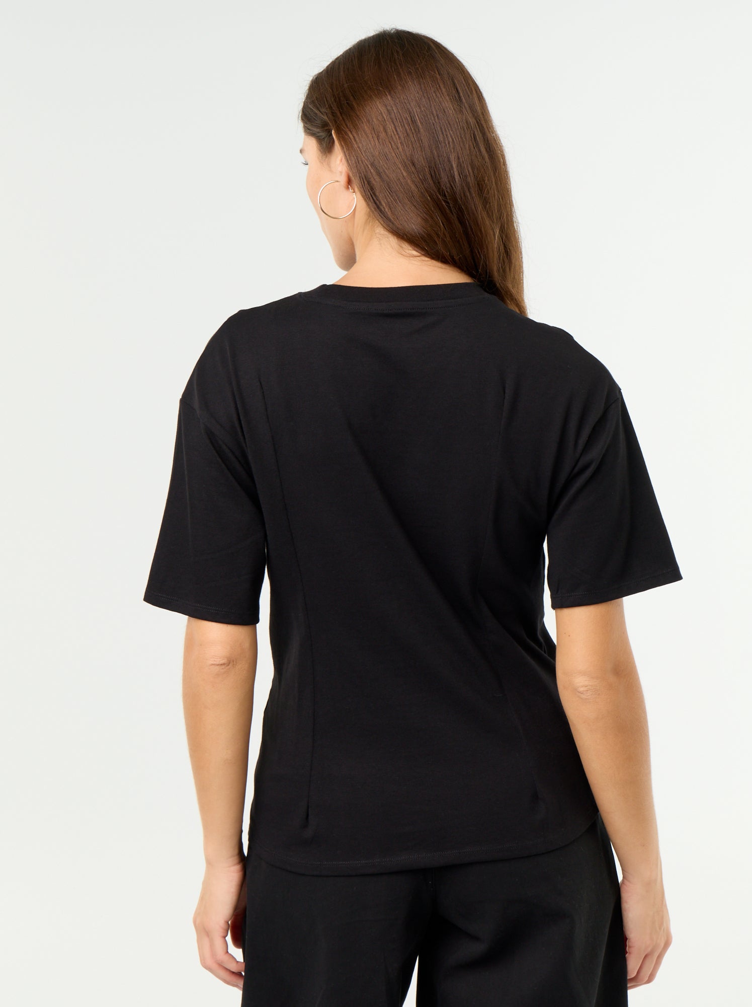 T-shirt à manches courtes avec bijou coquillage - Noir