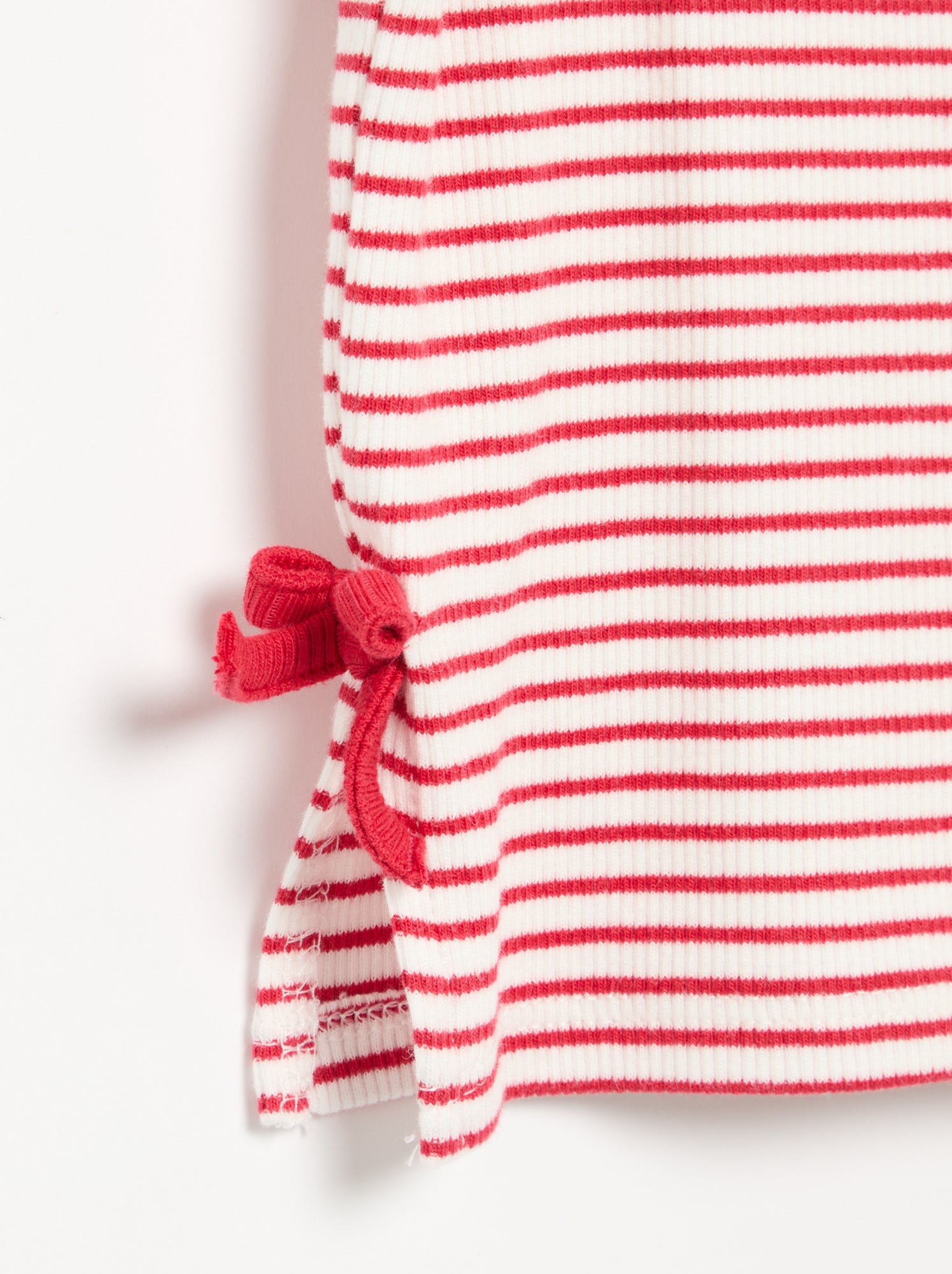 T-shirt à manches courtes avec nœuds - Rouge