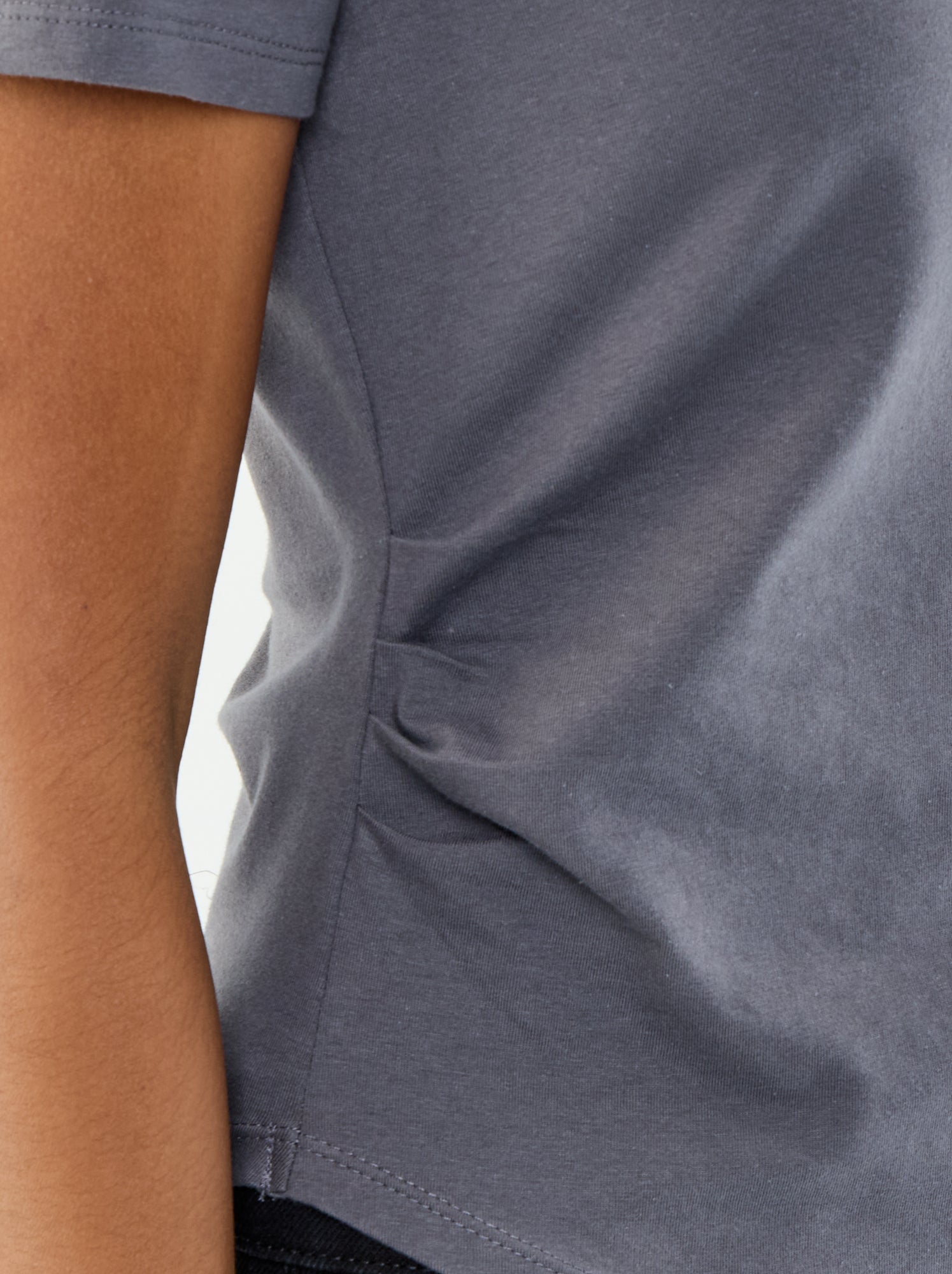 T-shirt manches courtes asymétrique - Gris
