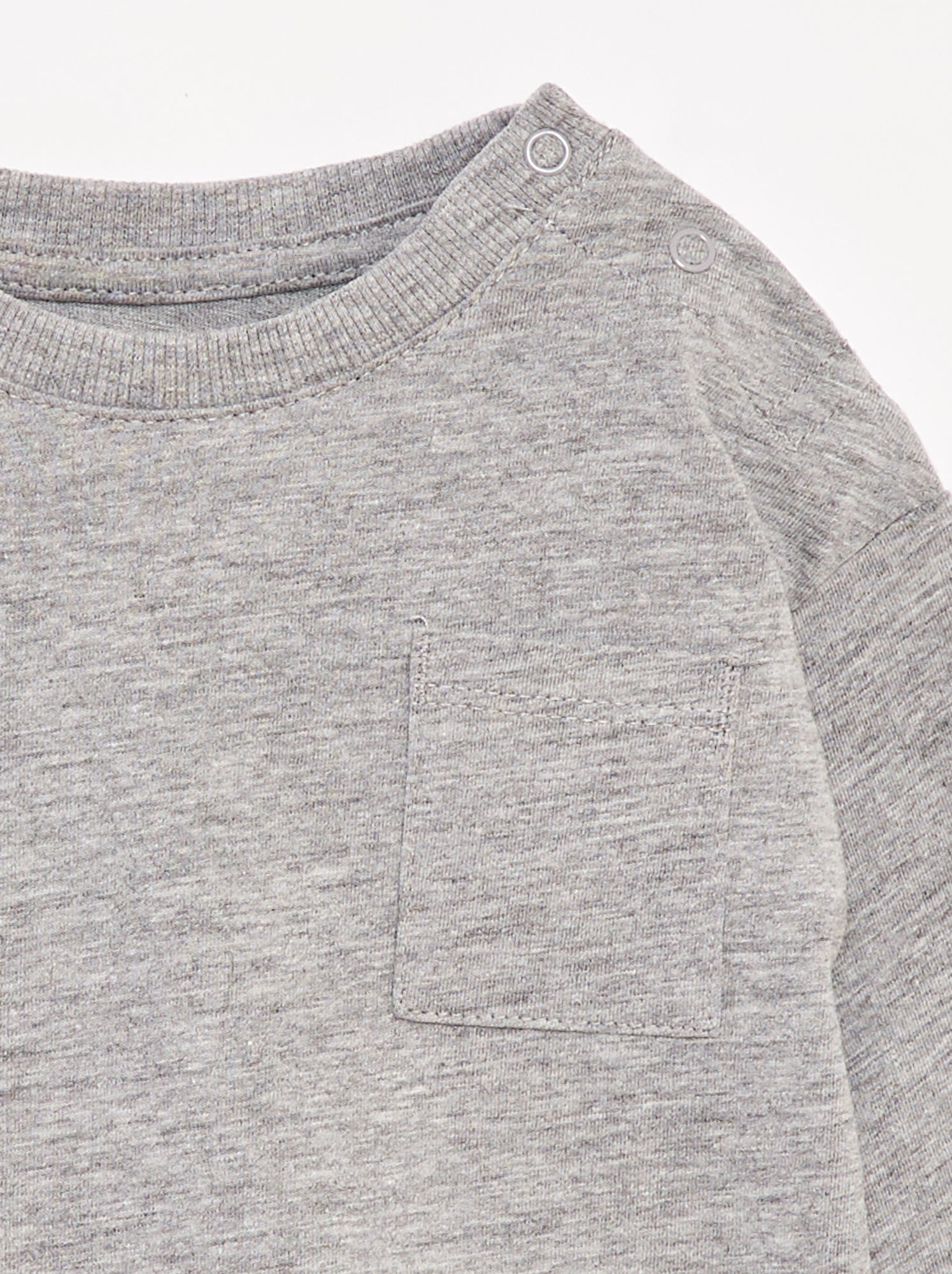 T-shirt manches longues et poche poitrine - Gris