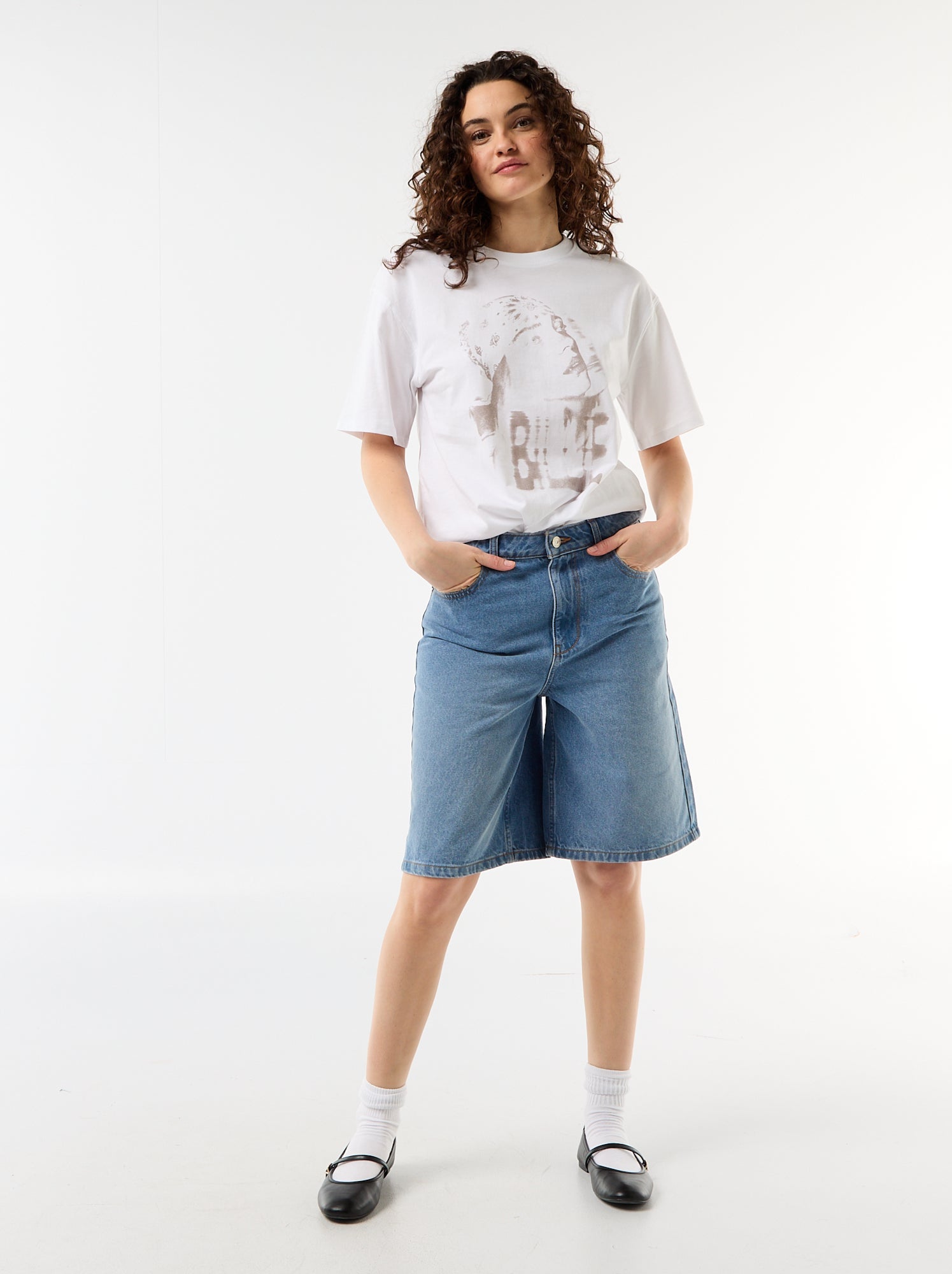 T-shirt oversize Billie Ellish à manches courtes - Blanc