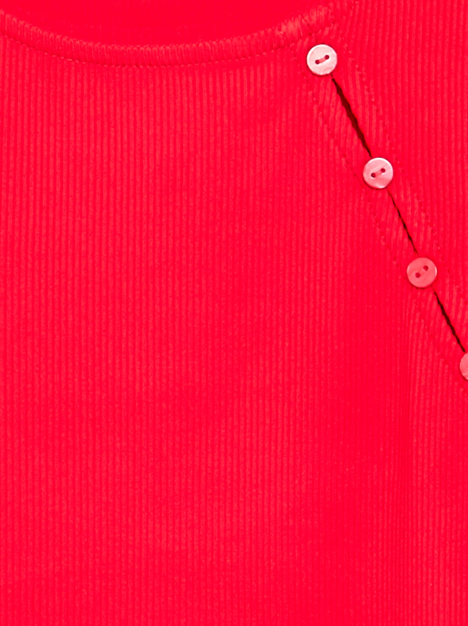 T-shirt uni en maille côtelée avec épaule boutonnée - Rouge