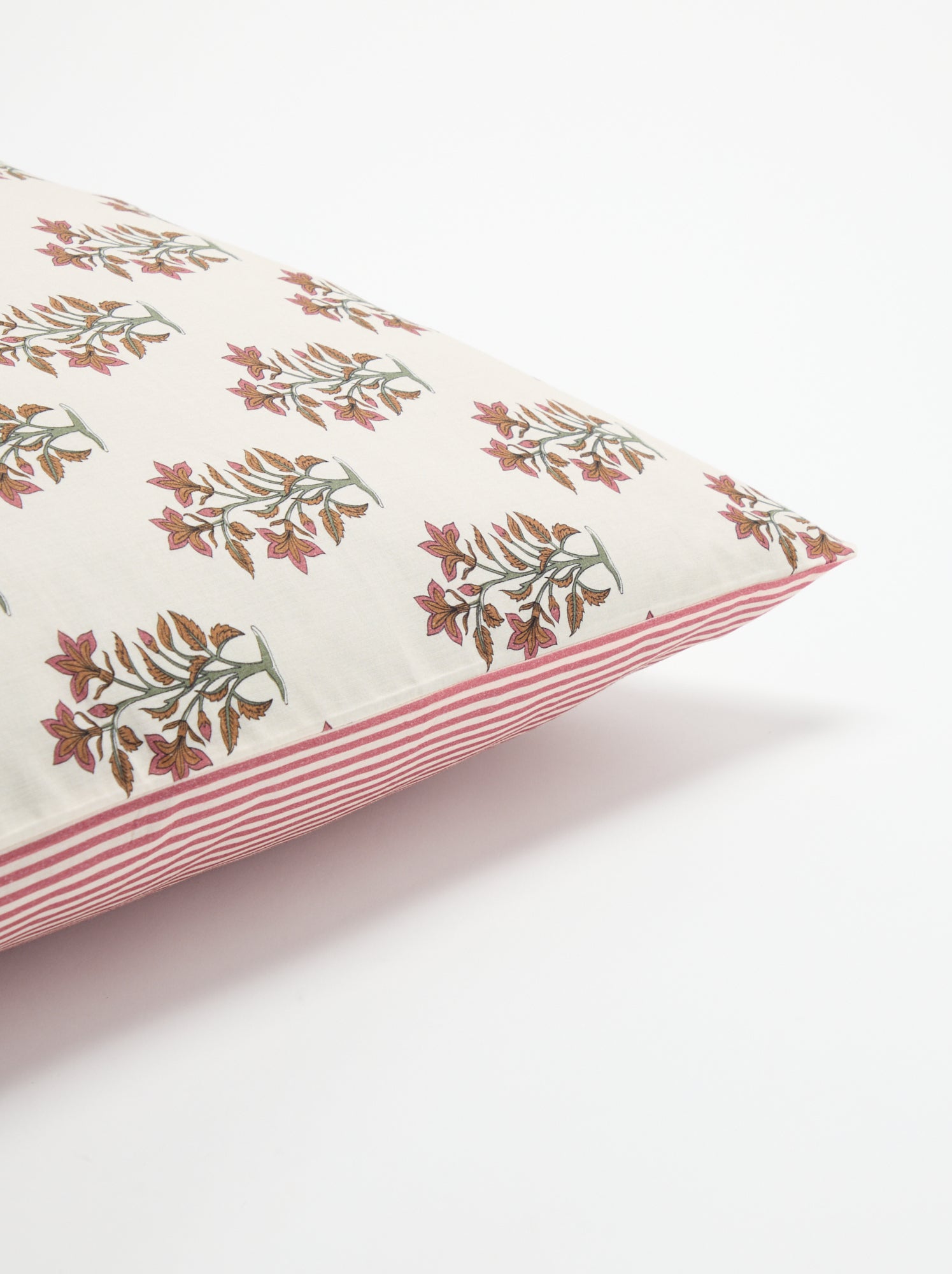 Taie d'oreiller imprimée 63x63 cm en coton - Rose