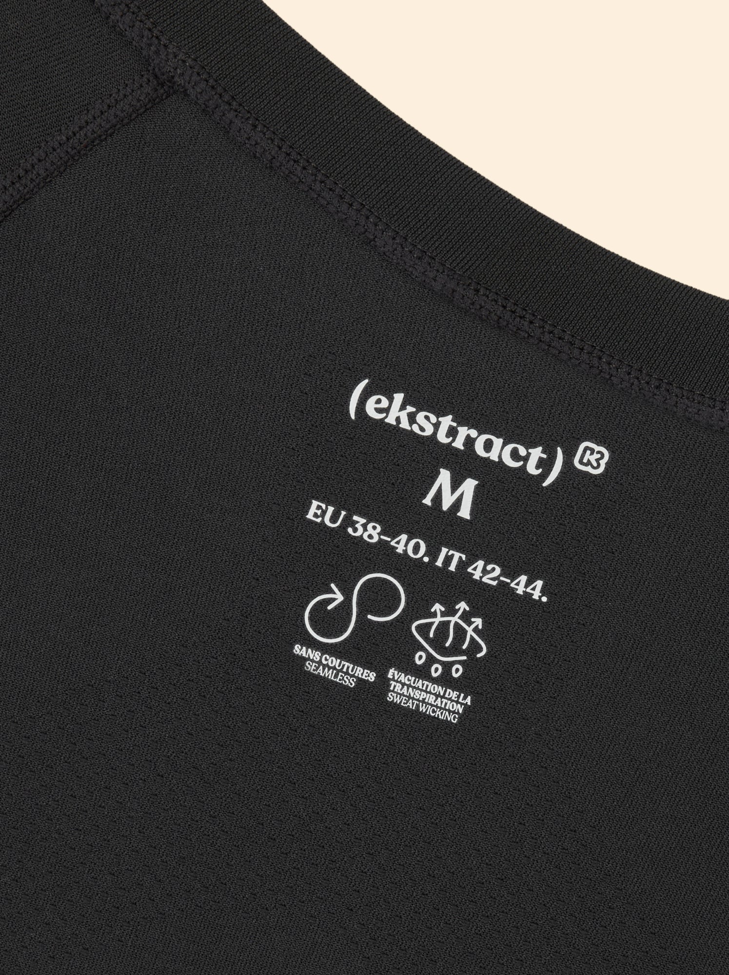 Tee-shirt de sport effet seconde peau - (ekstract) - Noir