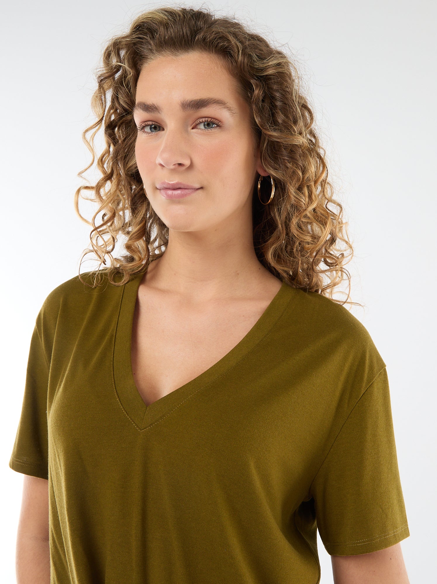 Tee-shirt manches courtes avec encolure en V - Kaki