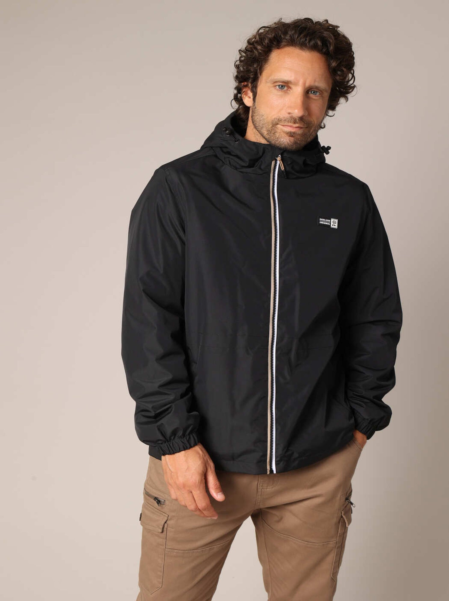 Veste à capuche doublée en sherpa 'deeluxe' - Noir