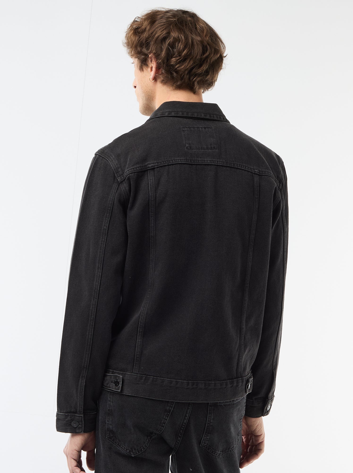 Veste en jean avec poches poitrine - Noir