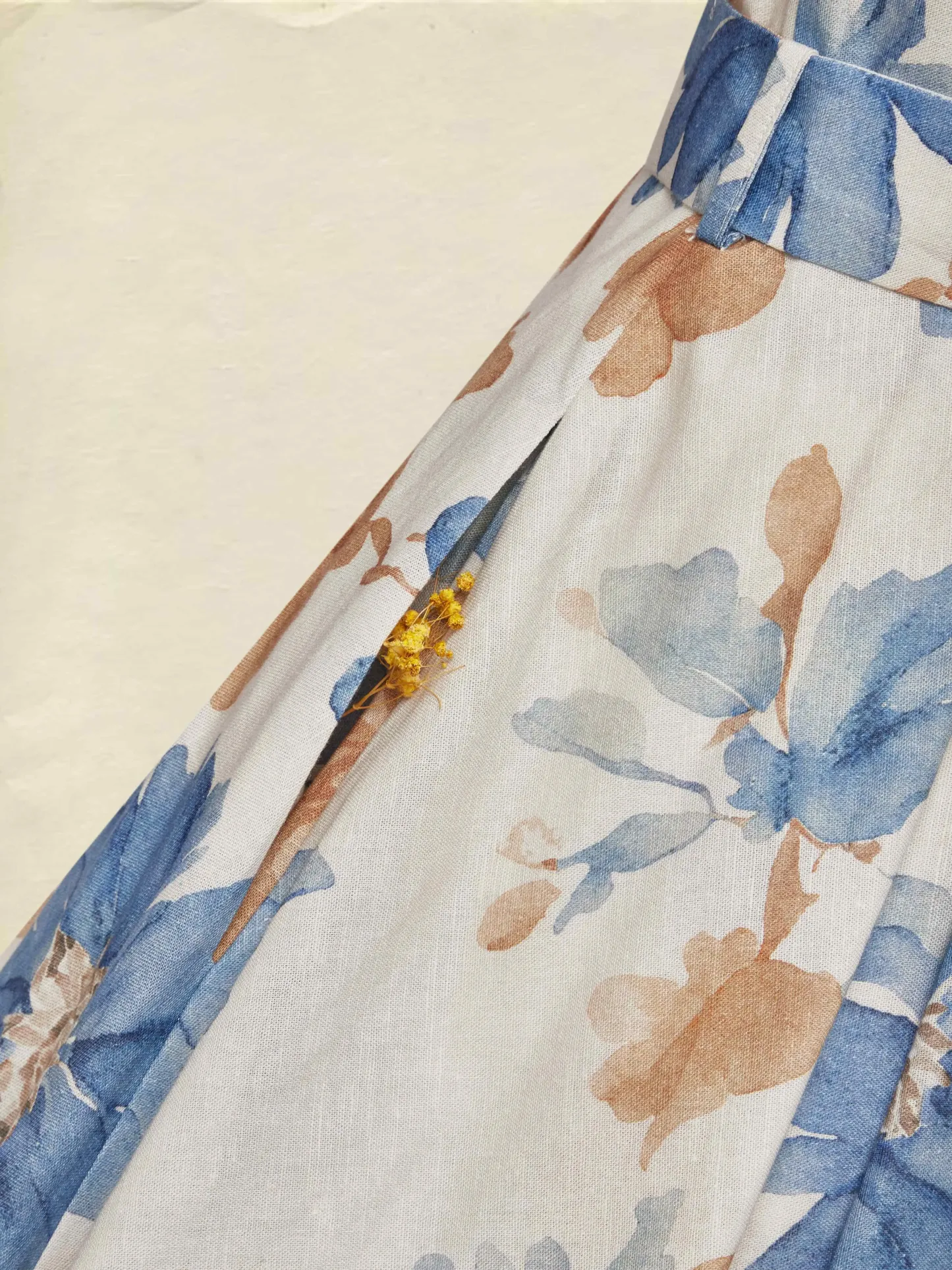 Midi Cotton Dress, Half Sleeve, Round Neck, Floral, Belt Design, Vintage, Khaki - Khaki