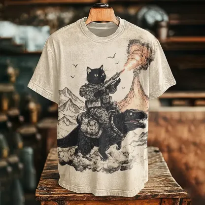Men's Vintage Cat Riding Dinosaur Battle Print T-shirt - Beige