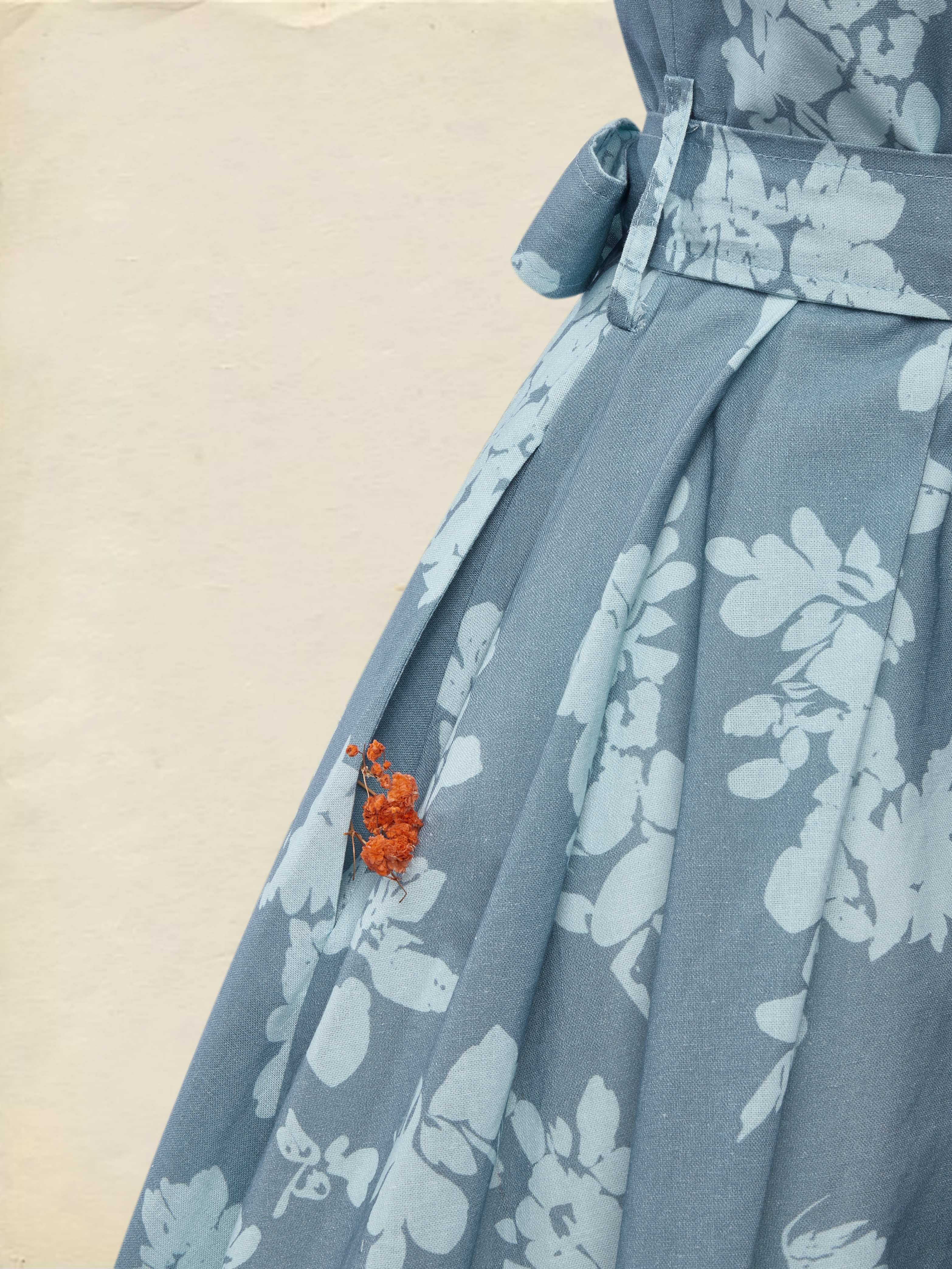 Midi Linen Dress , Half Sleeve, Shawl Collar, Floral, Button Design, Vintage, Blue - Blue