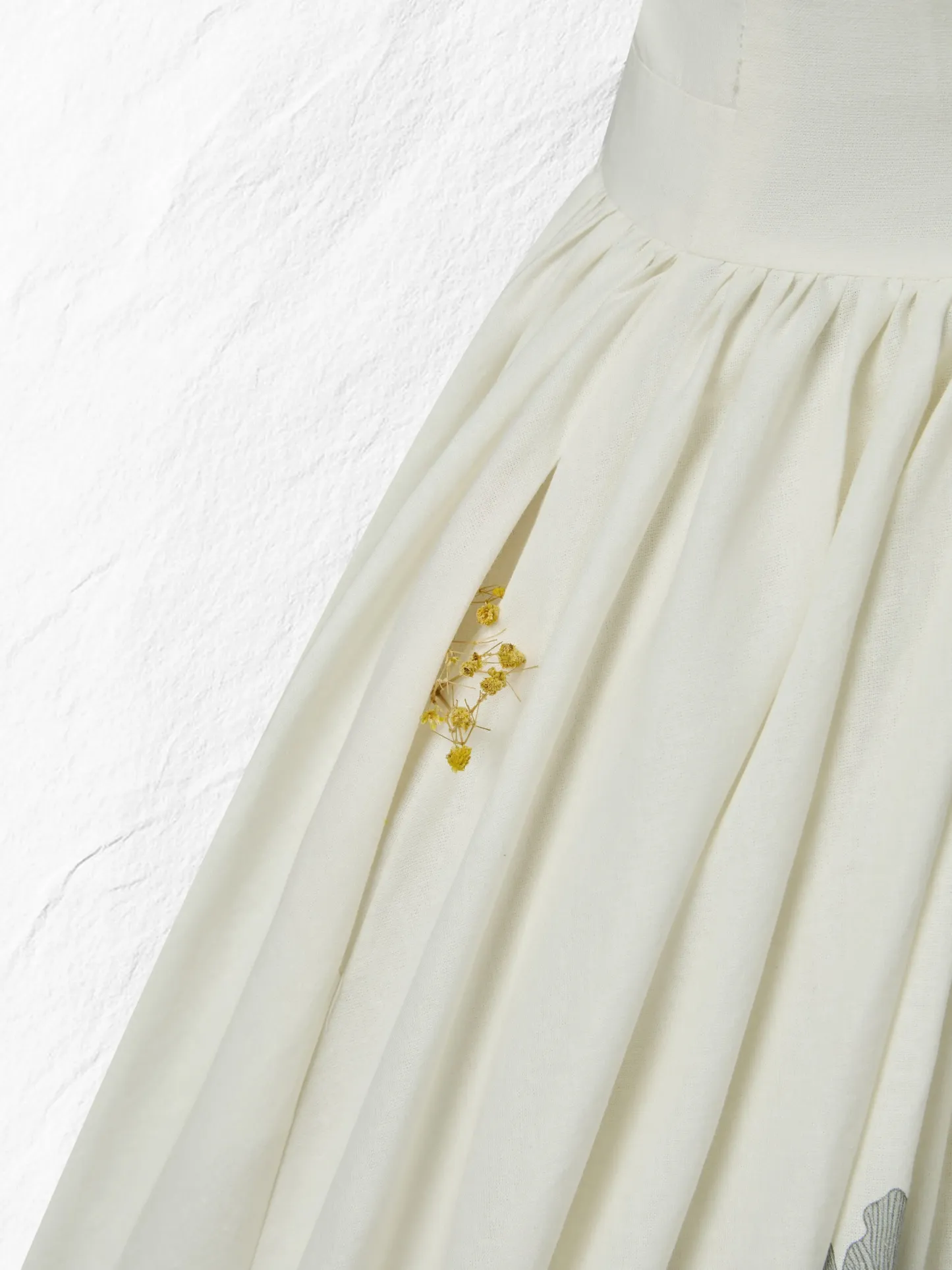 Midi Linen Dress , Sleeveless, Round Neck, Floral, Vacation, Vintage, White - White