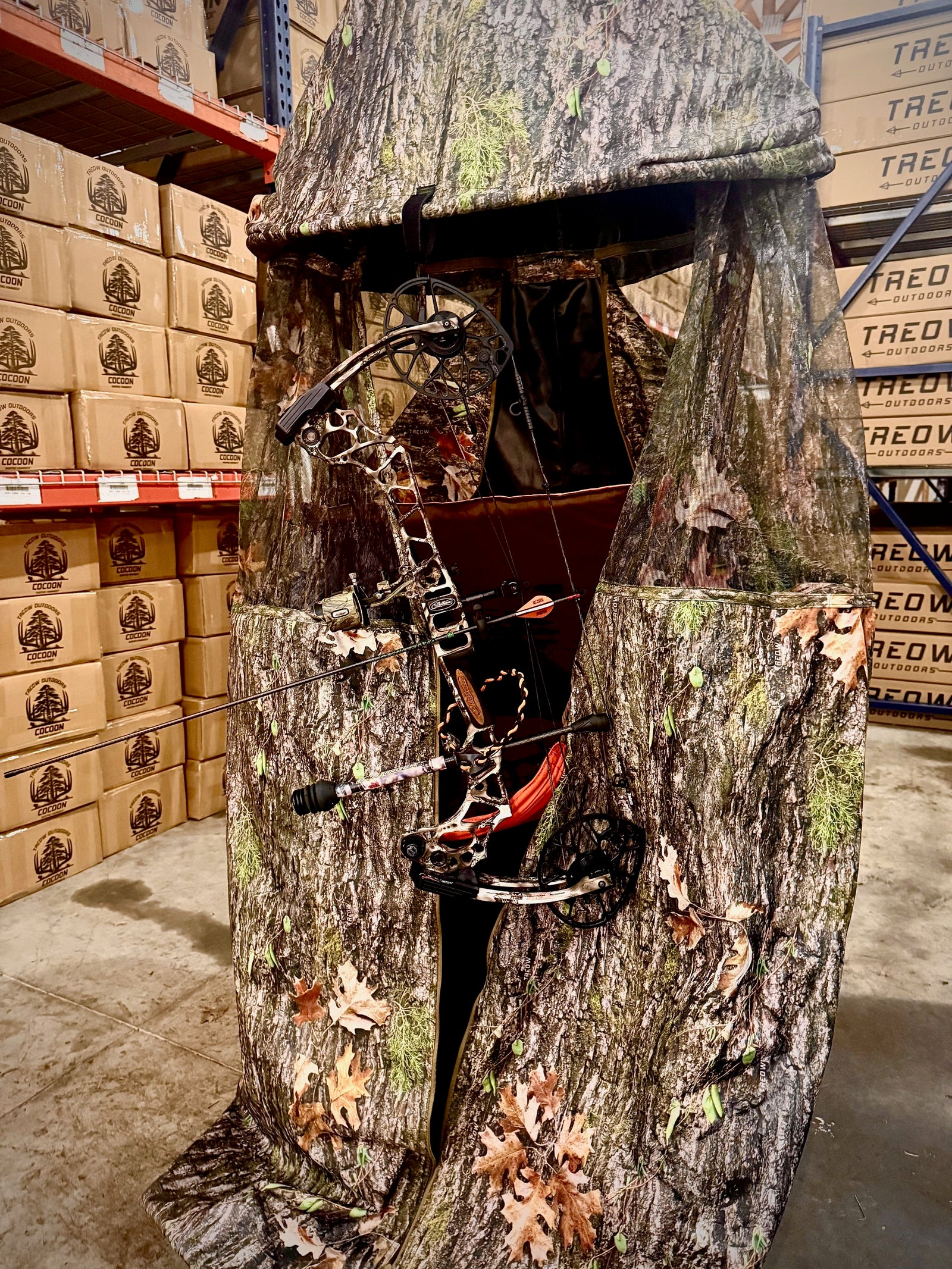 Portable Hunting Hammock Blind – Camouflage Enclosure with Suspended Seat, 360° Rotation & Weather Protection