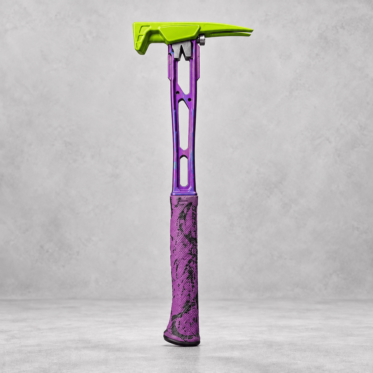 15oz Professional Titanium Multi-Function Claw Hammer – Neon Green & Metallic Purple Edition