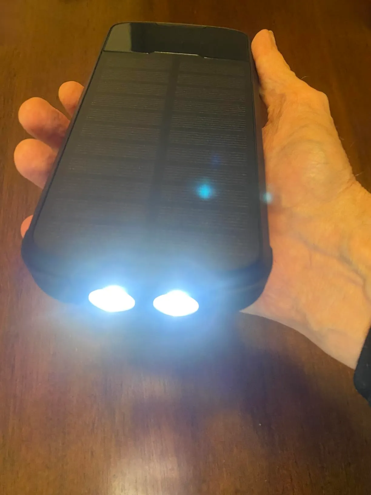 Large Versatile Battery/Flashlight Combo