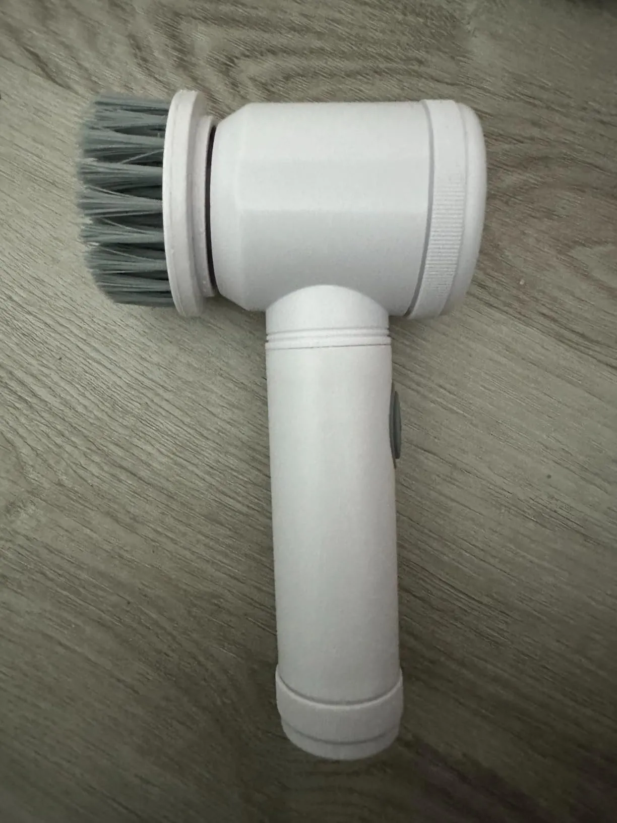 Excellent cleaning tool for kitchen and bathroom!
