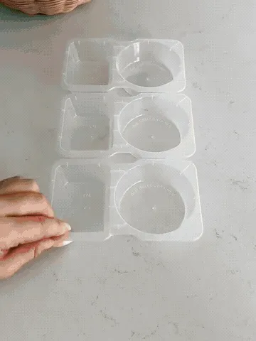 Dual compartment snack container demonstration