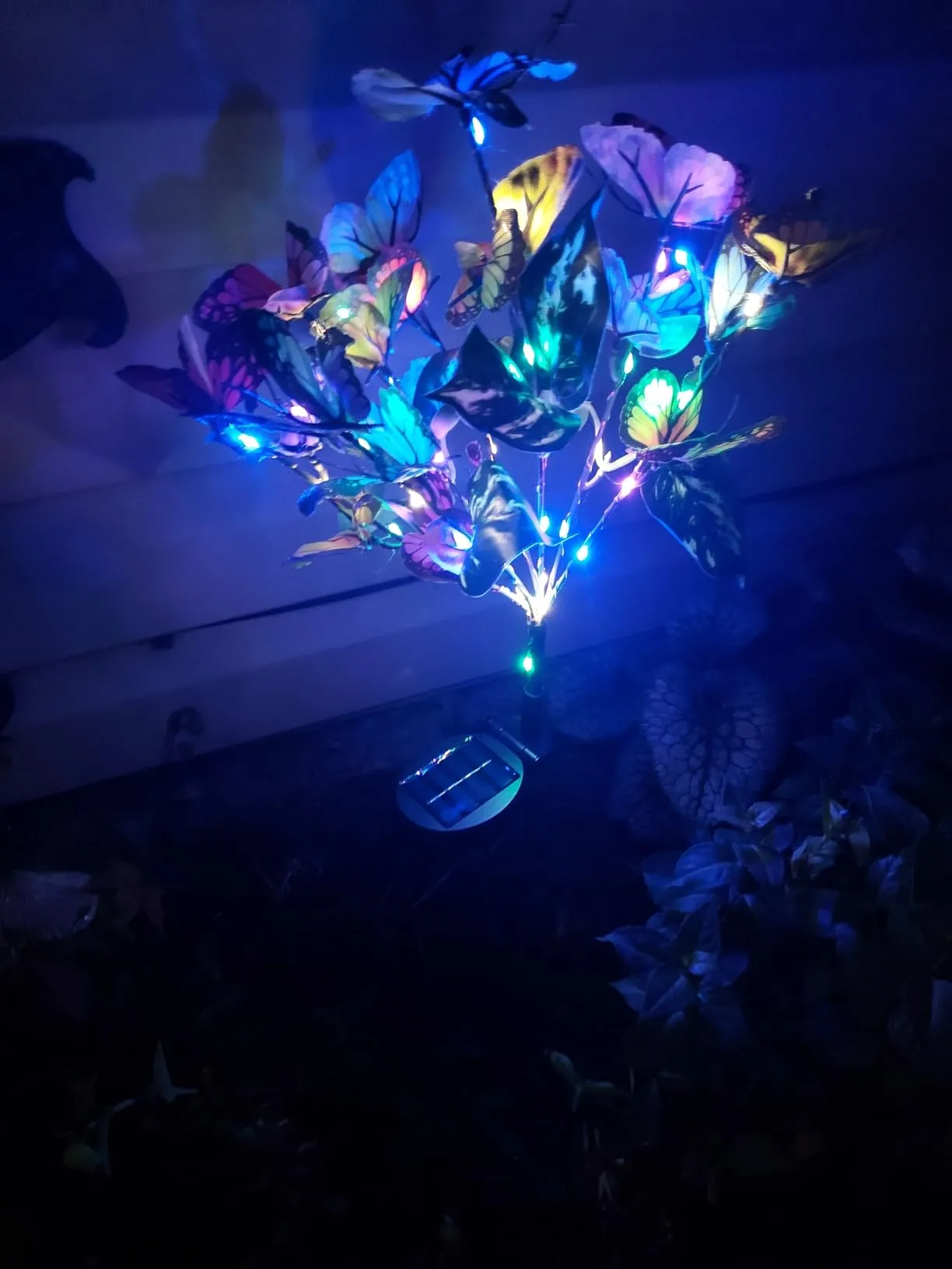 Neat garden decor!