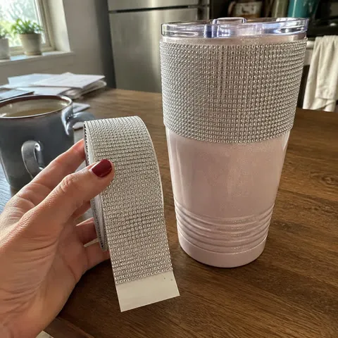 Sparkling tape added to a tumbler