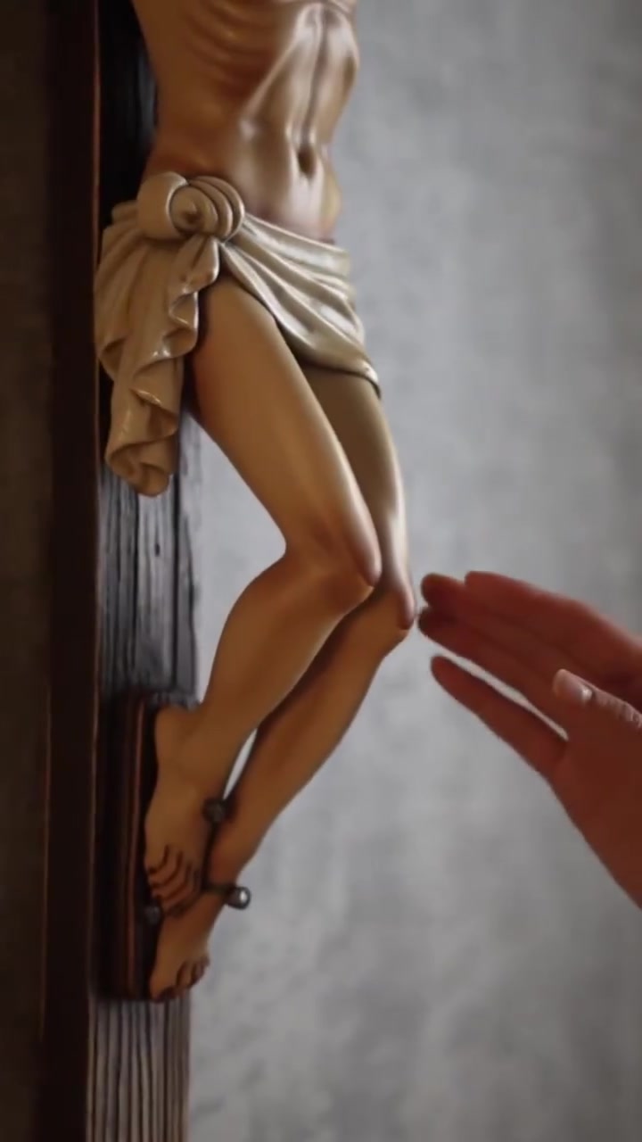 Priest Blessed Jesus Cross without base
