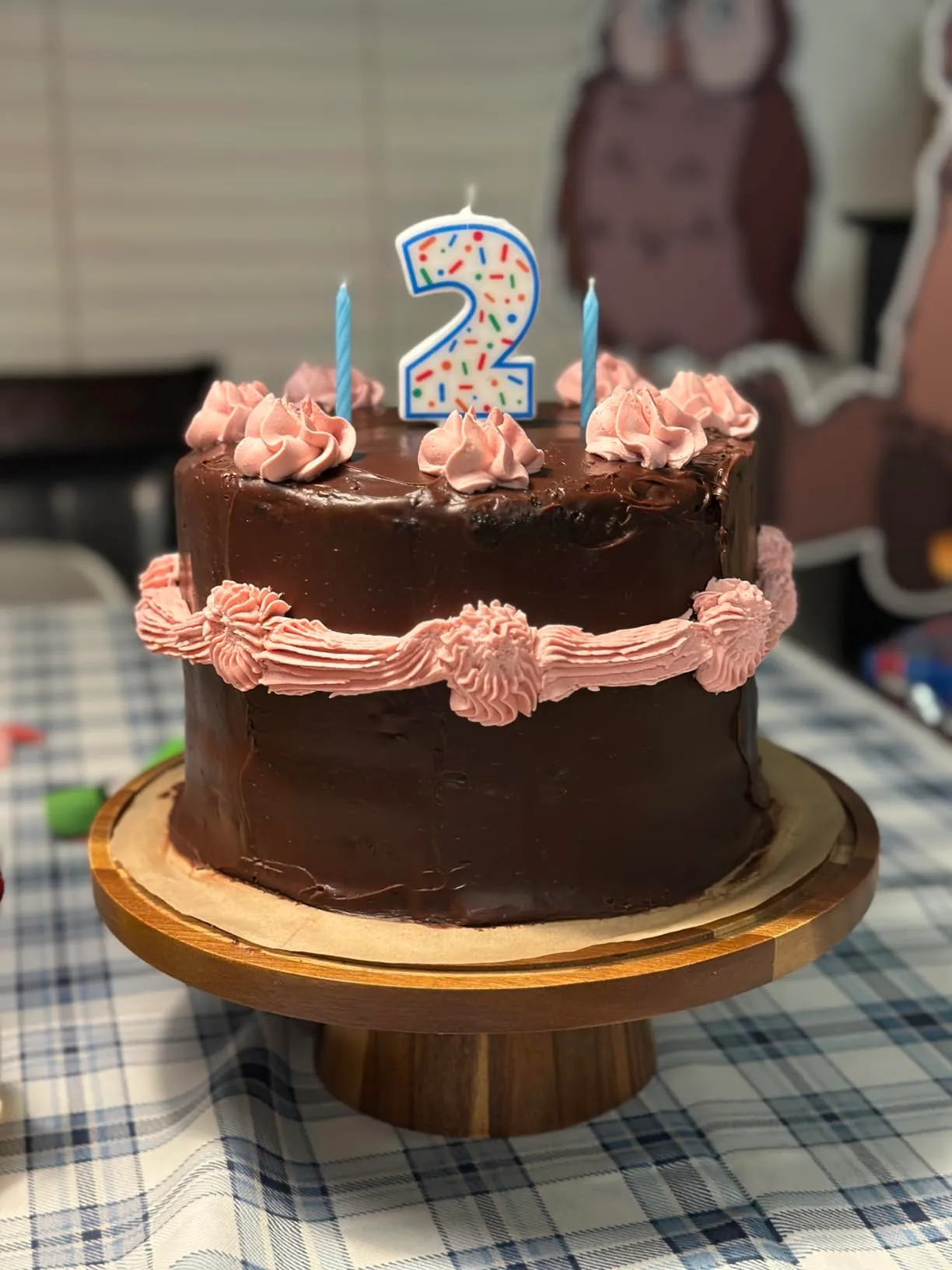 Nice cake stand!