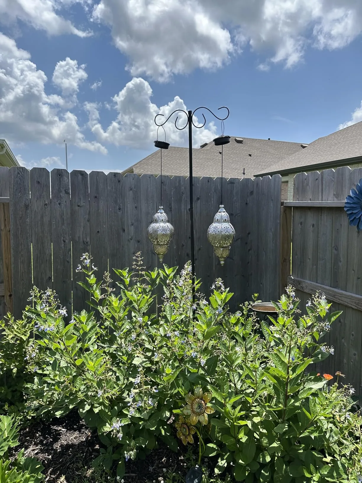 This is a beautiful and unique solar light!