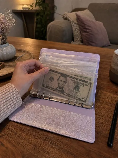 Using clear cash envelopes inside the purple binder