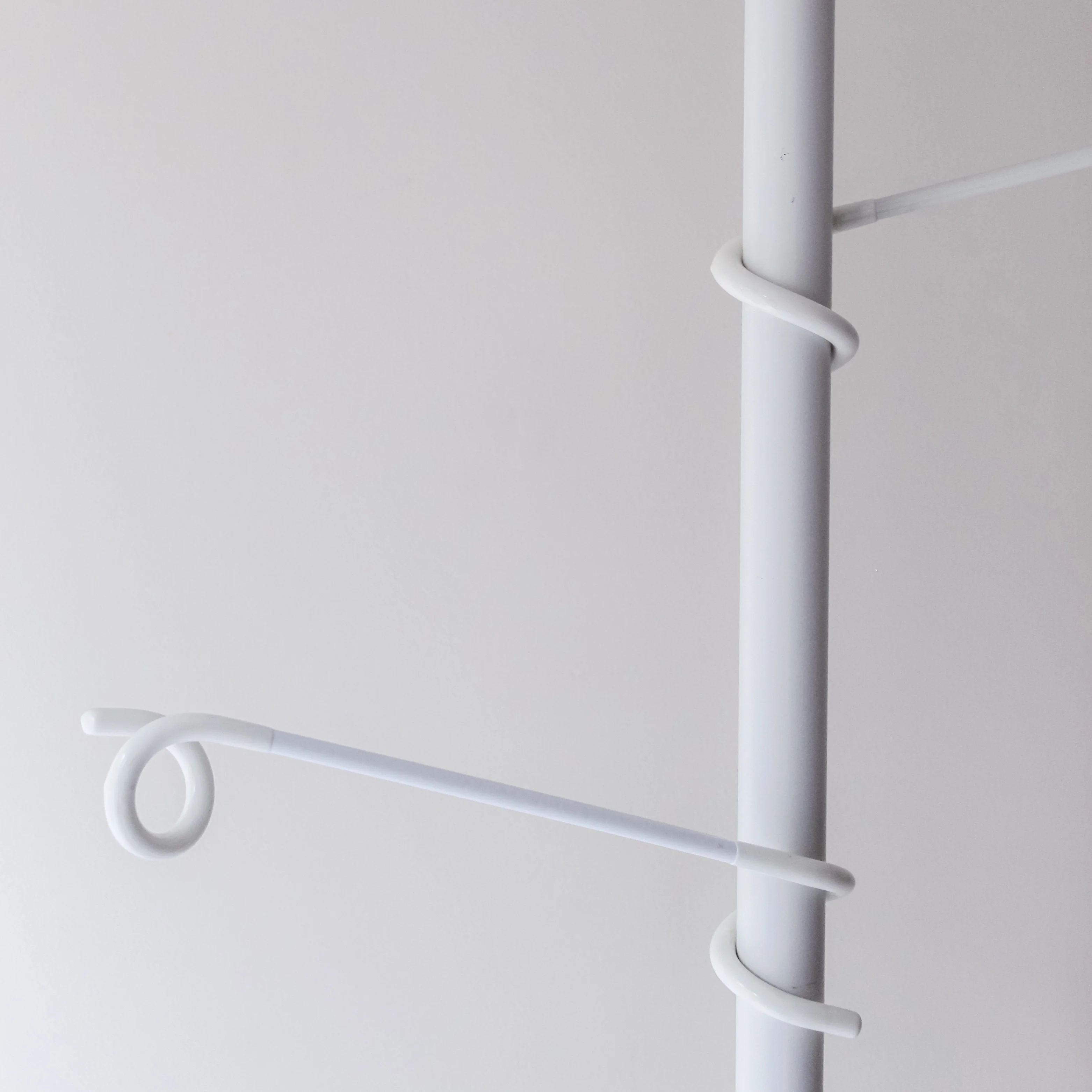Spiral plant stand hook color and product detail 3