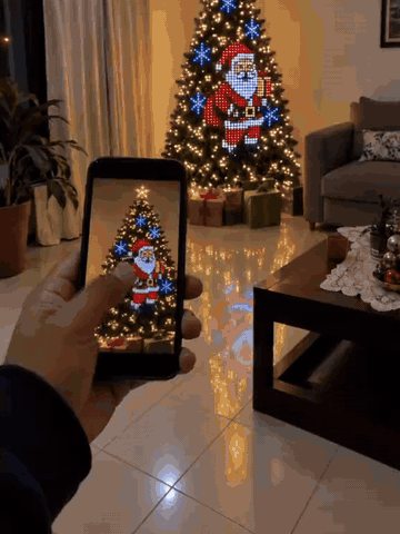 Smarte Weihnachtsbaum-Musterlichter mit animierten Festtagsmotiven – Produktabbildung