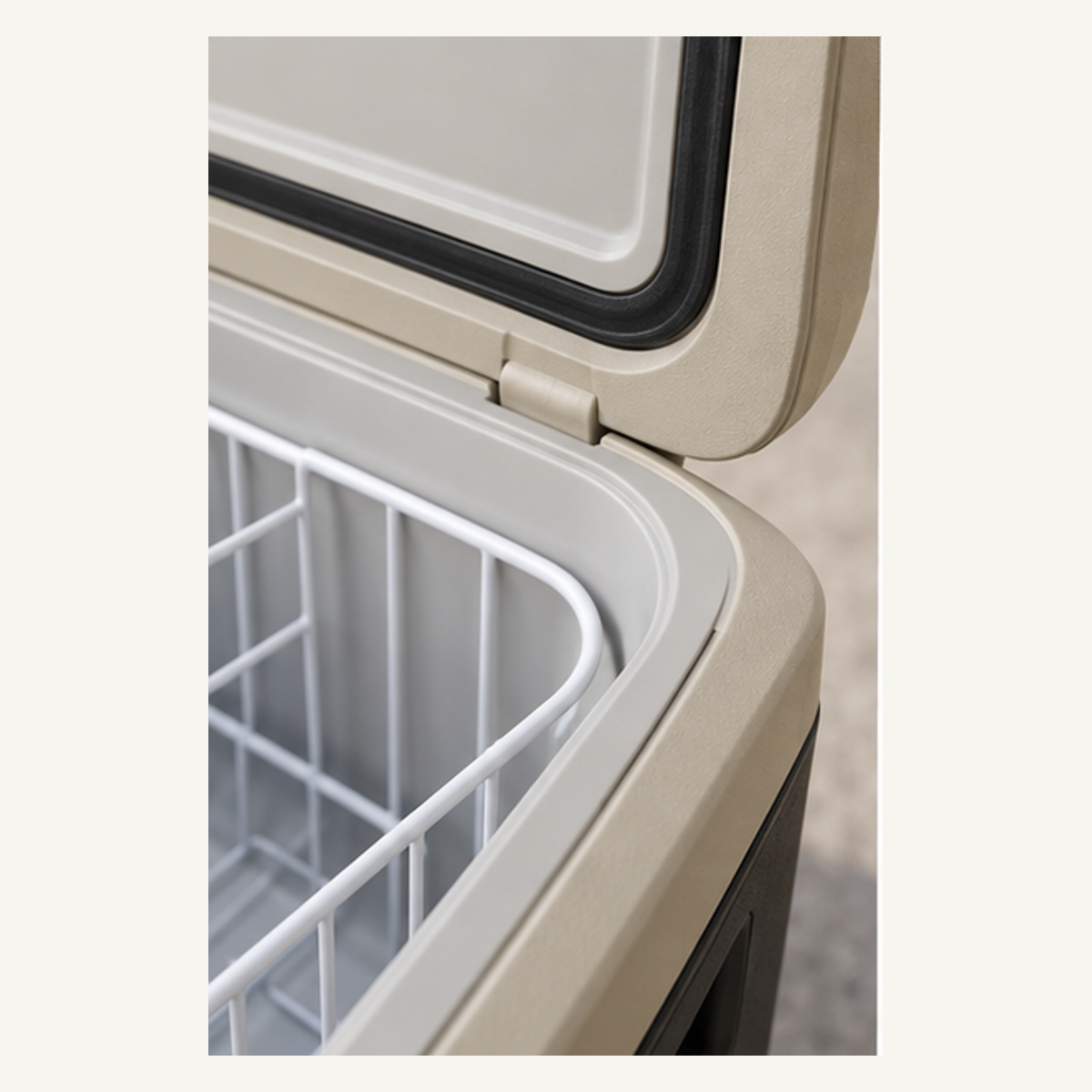 15L Compressor Car Refrigerator - gallery view 4
