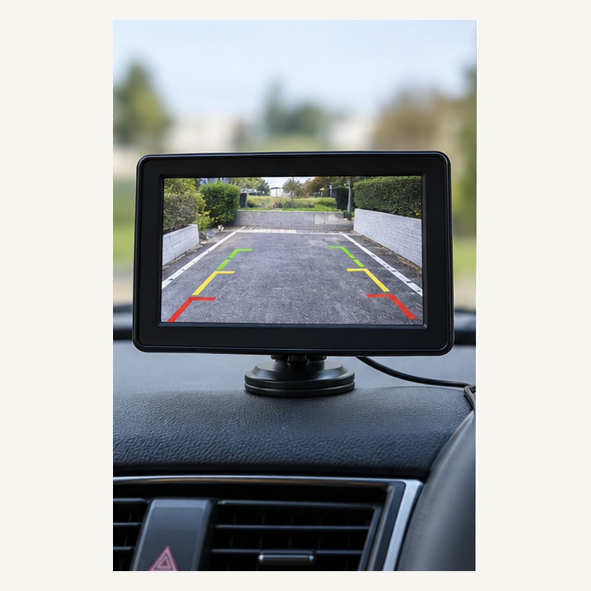 Wireless Reversing Camera and Monitor Kit - gallery view 4