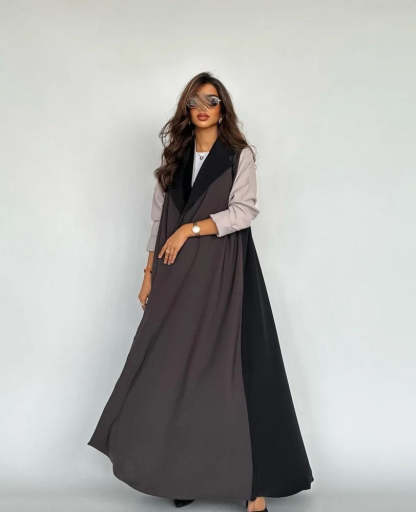 Contrast Panel Abaya