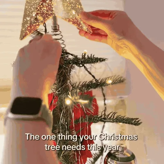 Animated demonstration of the Christmas tree topper holder setup