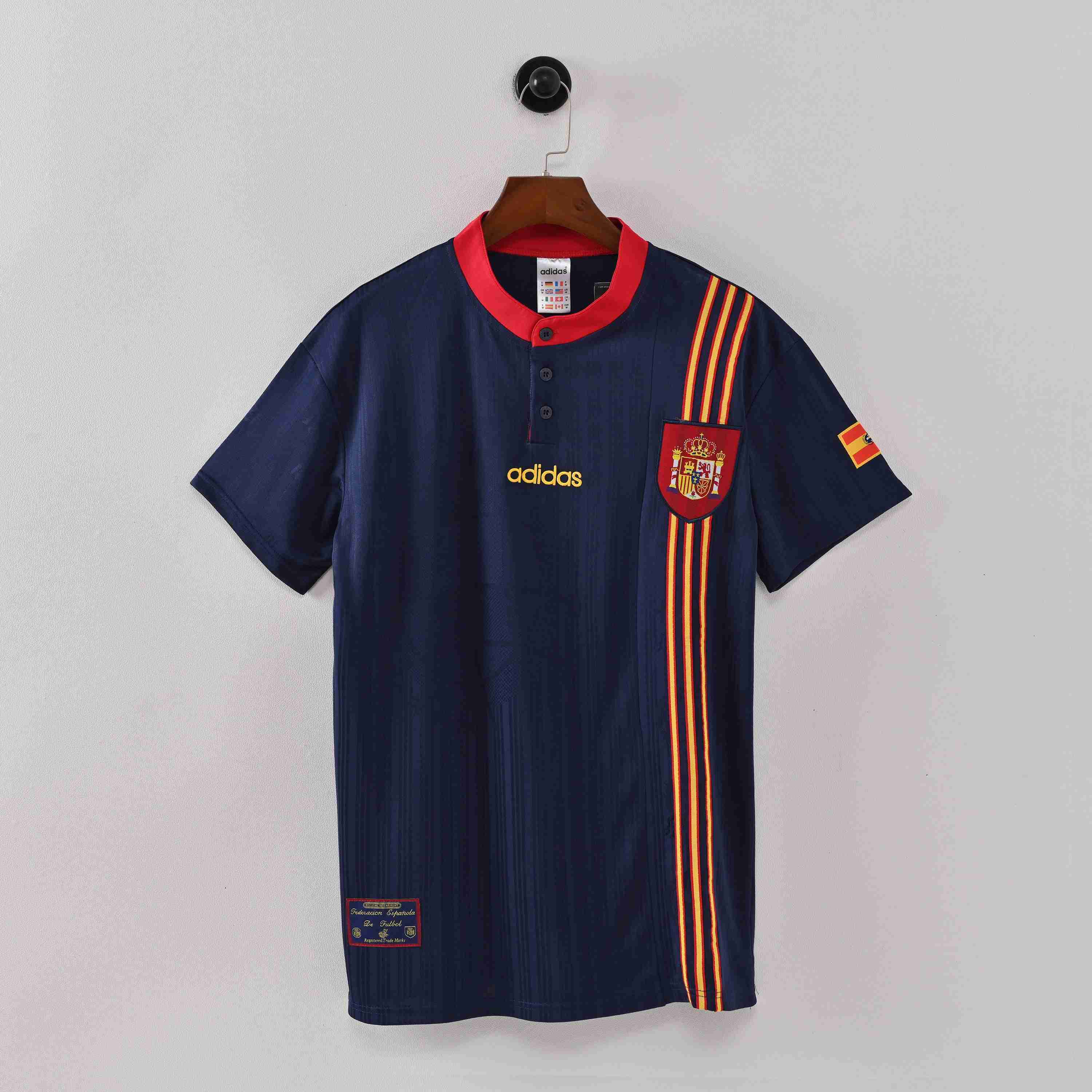 Men's Spain Retro Kit