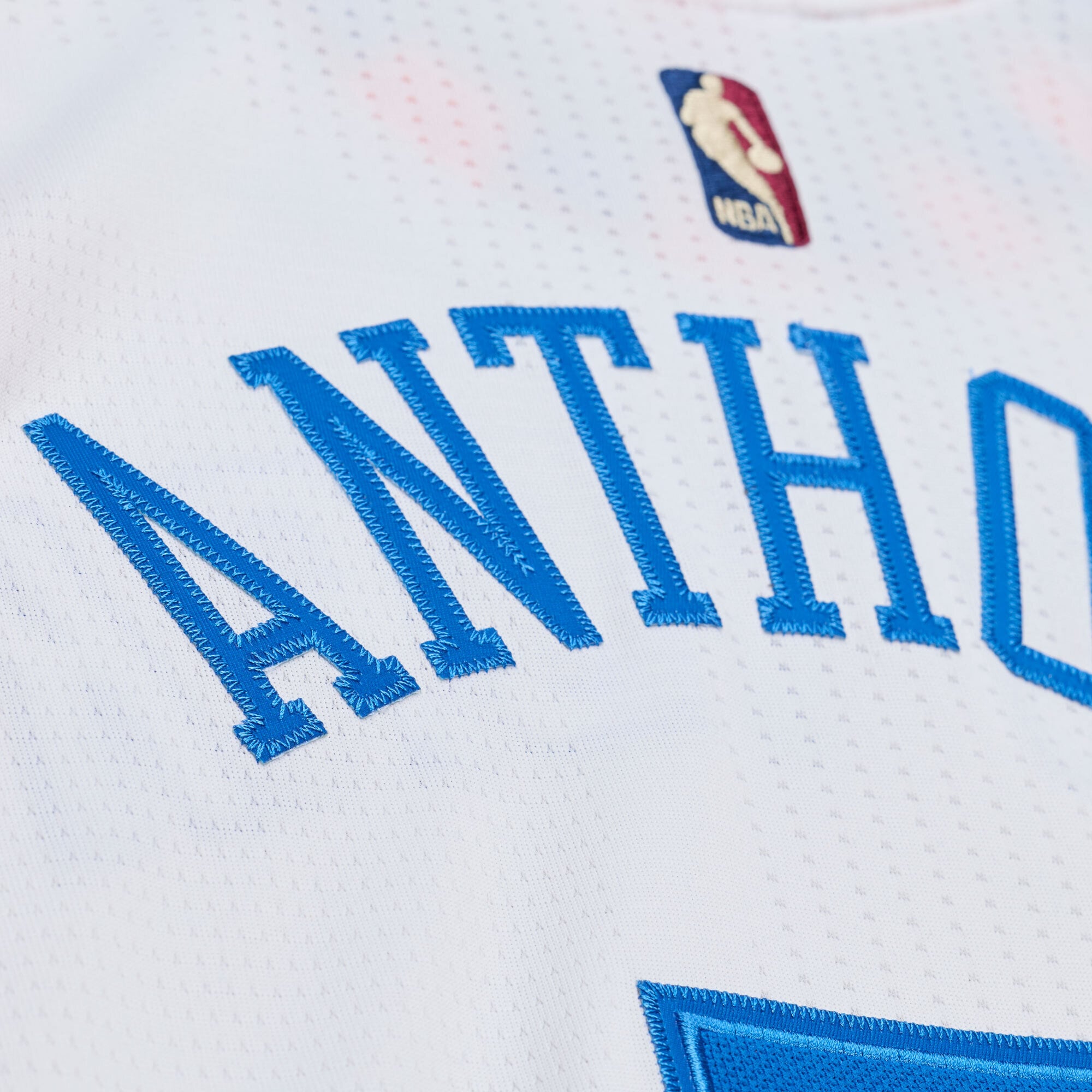 Carmelo Anthony New York Knicks White Shirt - Women's