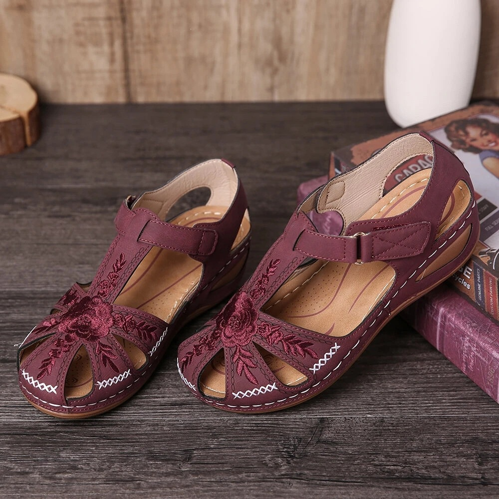 Damen-Wanderschuhe mit bestickten Ausschnitten – bequeme, rutschfeste Mary-Jane-Sandalen für den Alltag