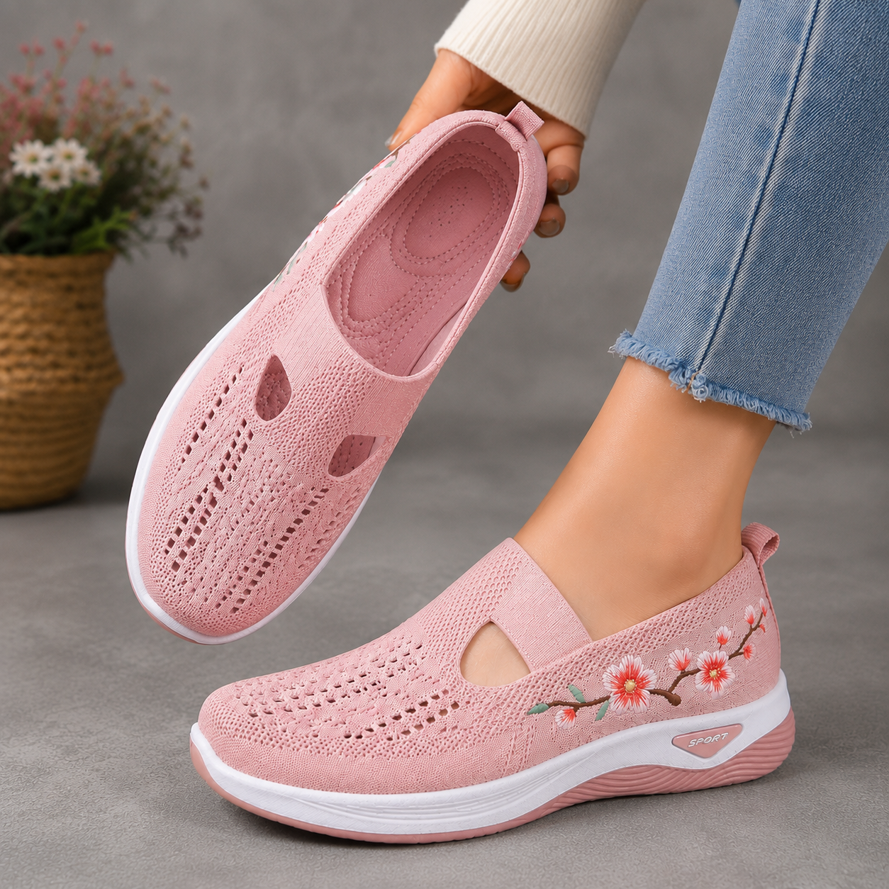 🔥 Neuheiten-Sonderangebot: Bis zu 70 % Rabatt 🛒 Orthopädische Slip-On-Wanderschuhe für Damen – mit Fußgewölbeunterstützung; atmungsaktiv und leicht.
