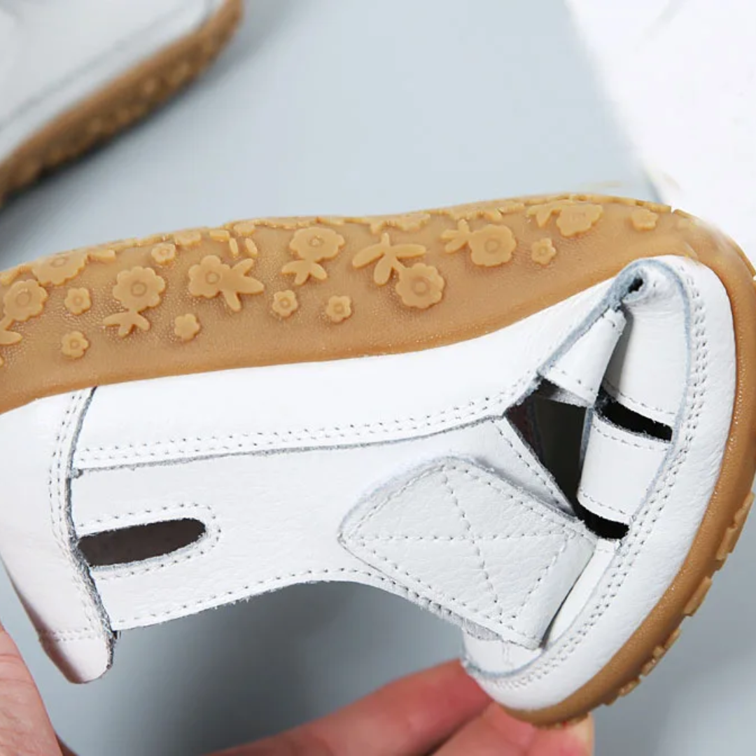 Orthopädische Damensandalen mit weicher Sohle in großen Größen