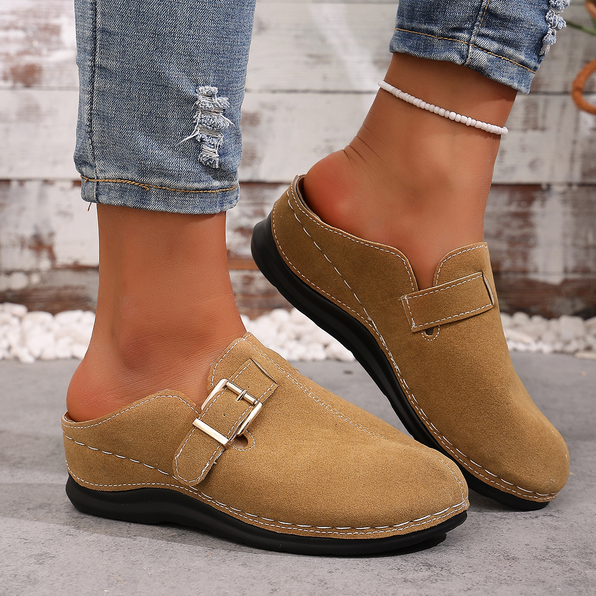 Pippin Women's Pippen Brown Flat - Chic & Comfortable Clogs